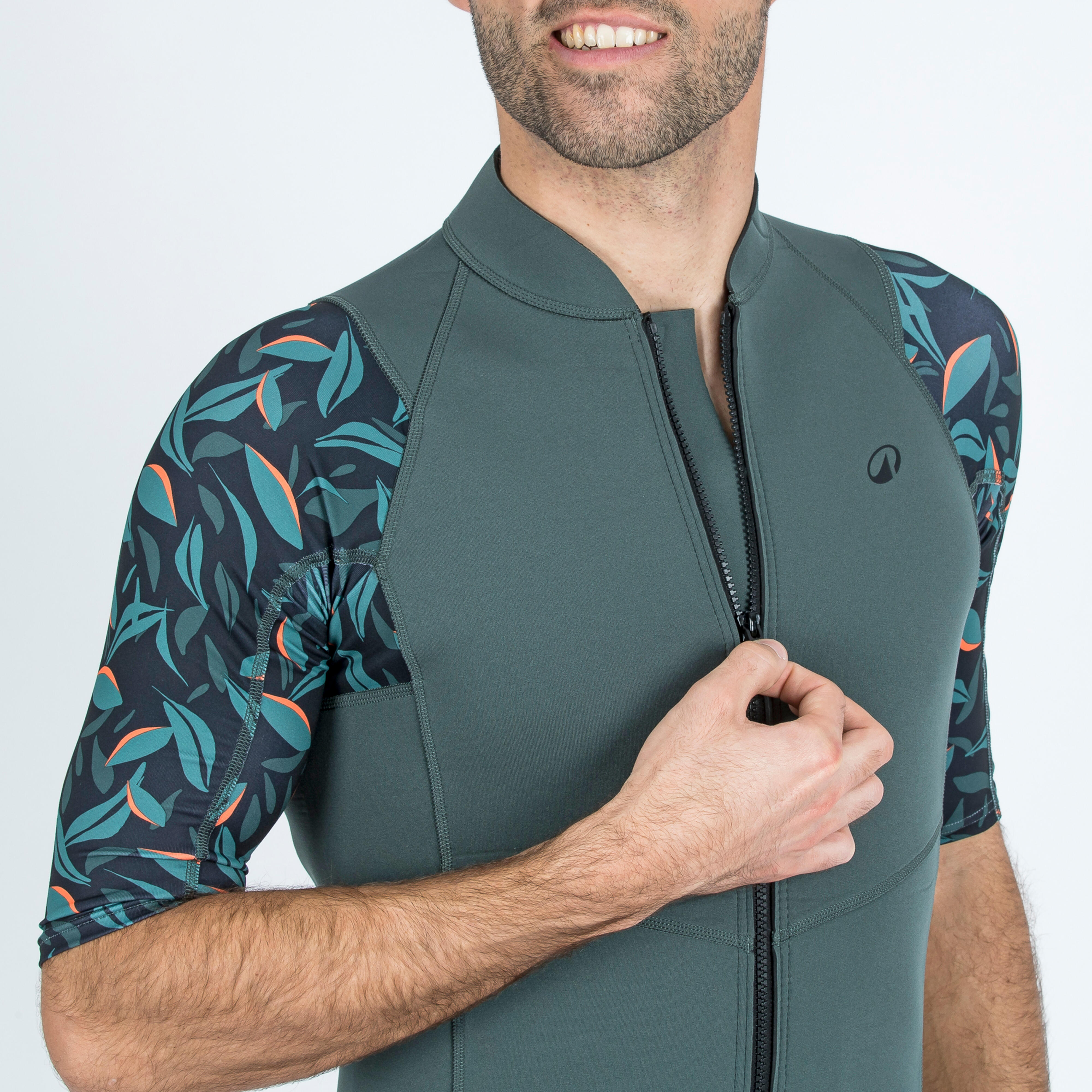 DECATHLON Pánsky anti-UV neoprénový top s krátkym rukávom yulex100, 1,5 mm, s potlačou S · záber 7
