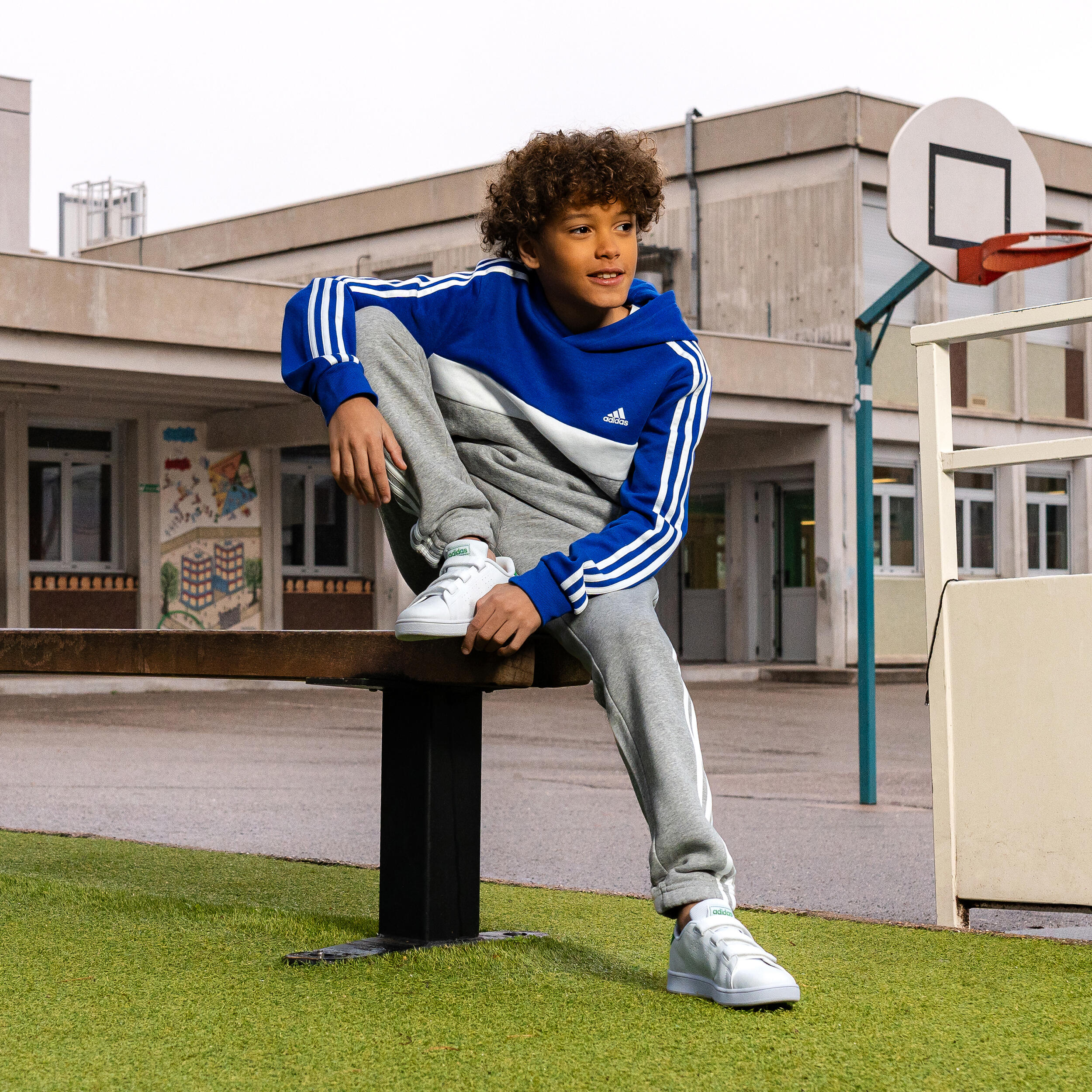 Gebraucht - Sportschuhe Kinder Klettverschluss Adidas - Advantage weiss 11/12