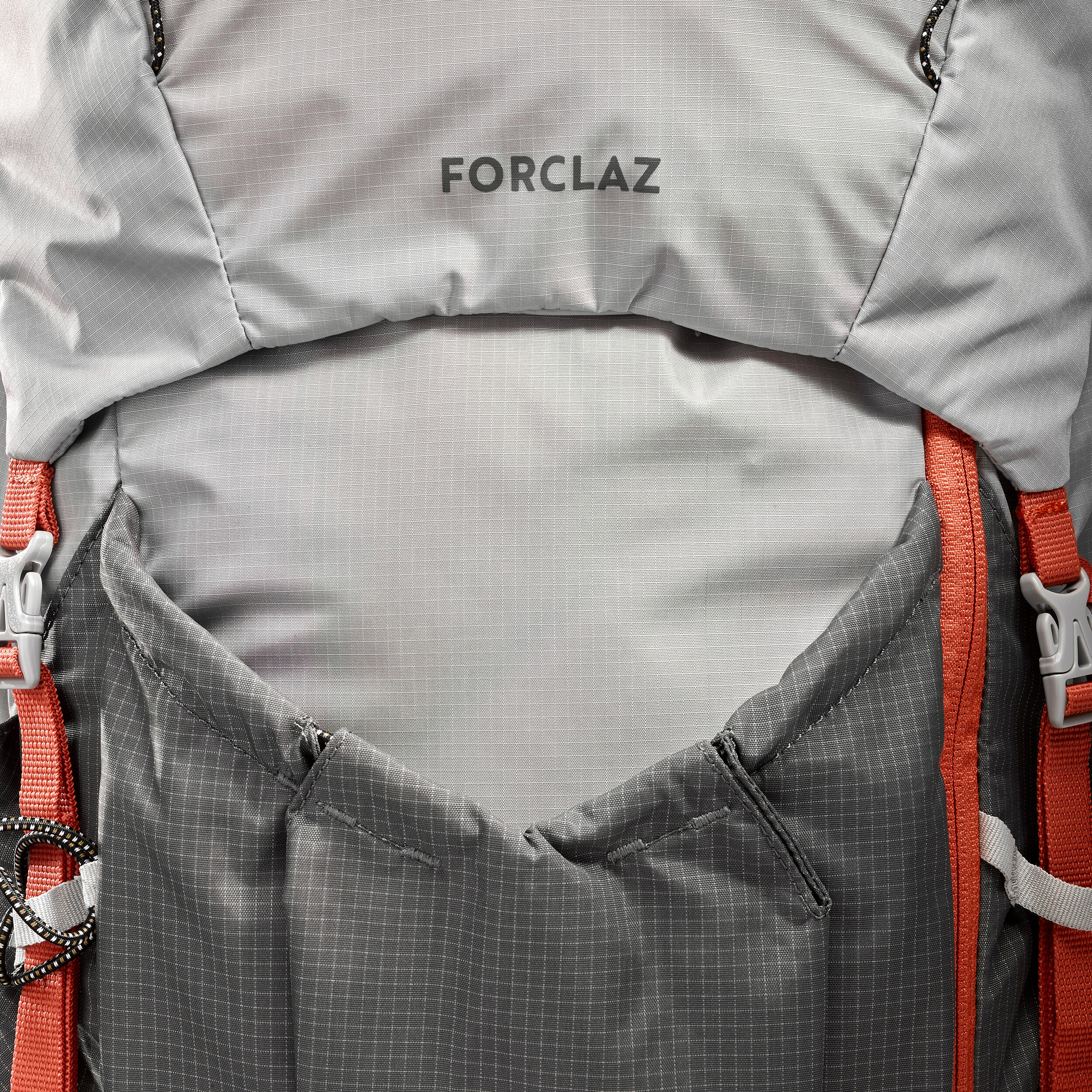 Mochila de montaña y trekking 45+10L ultraligera Mujer Forclaz MT900 5/6