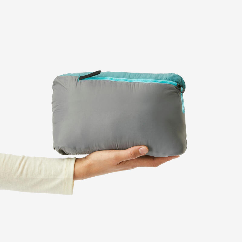 Doudoune de trek à capuche synthétique femme, MT100 bleu