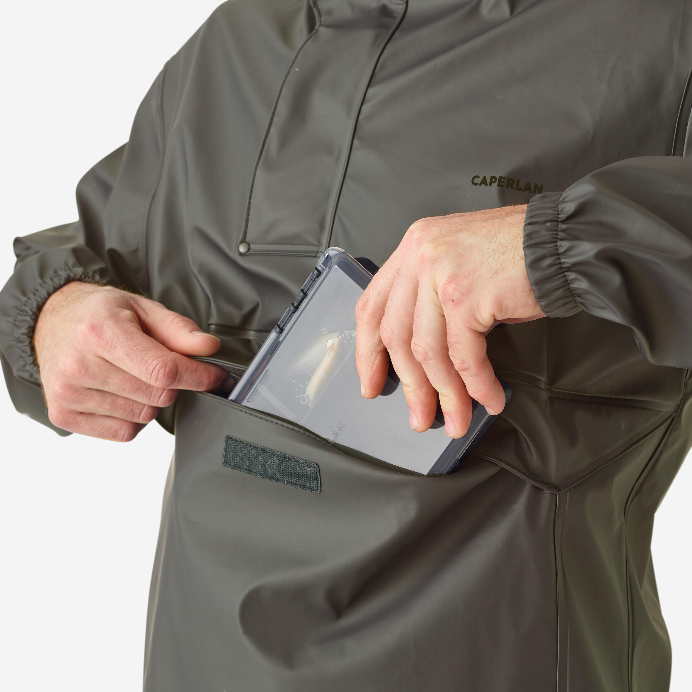 Waterproof fishing poncho - FP 500 khaki