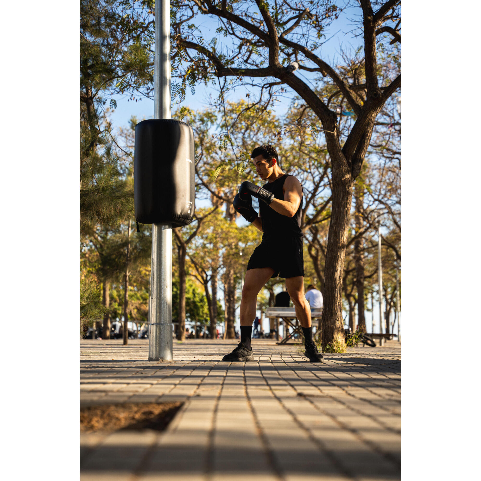 Men's basic breathable fitness shorts - black