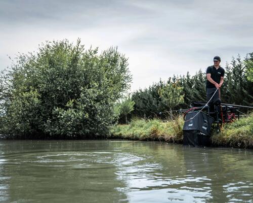 Angler hat das richtige Blei für seine Angel gewählt