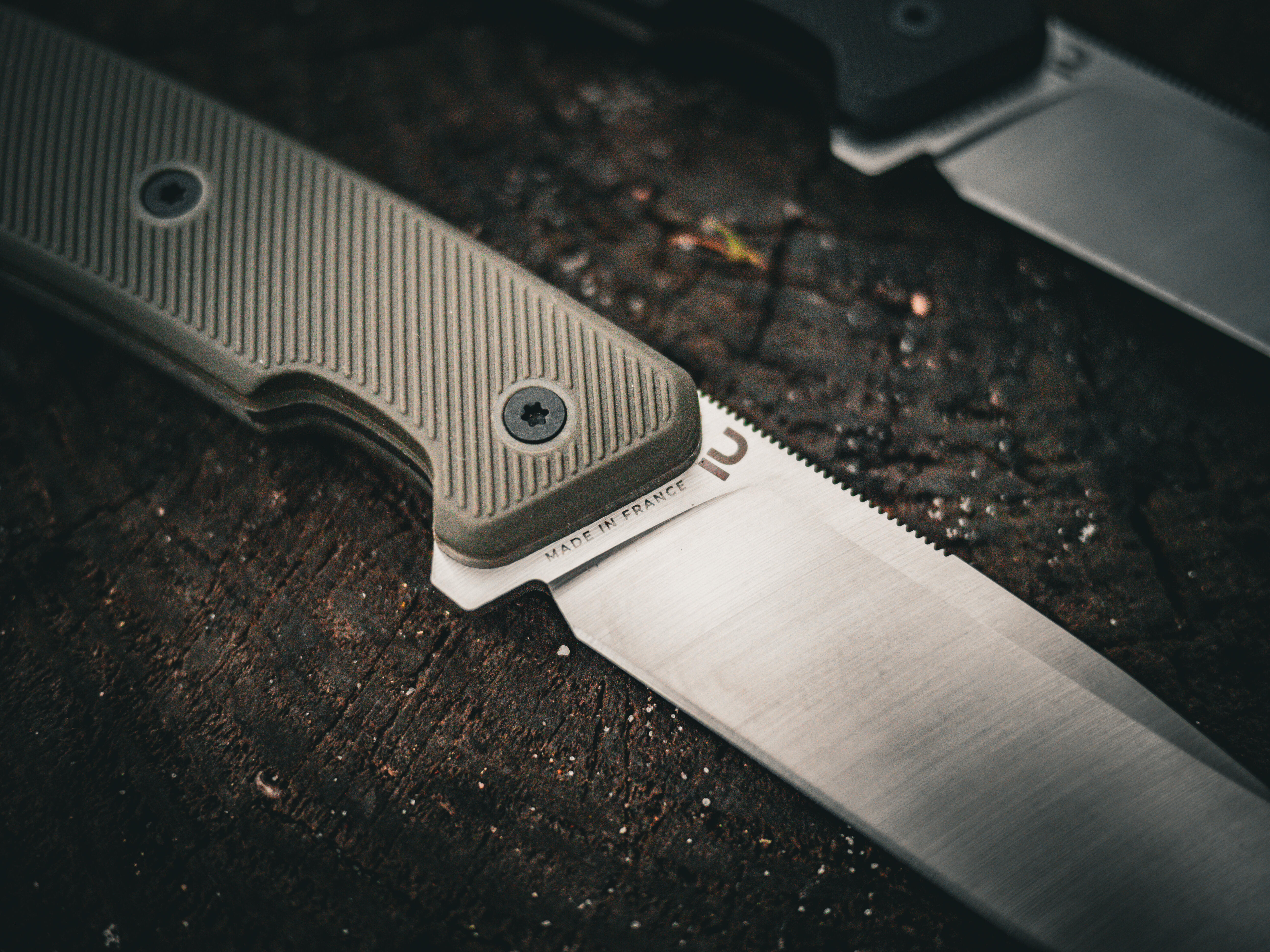 Hunting Knife Fixed Blade 9cm - Sika 90 FR Grip Khaki - SOLOGNAC