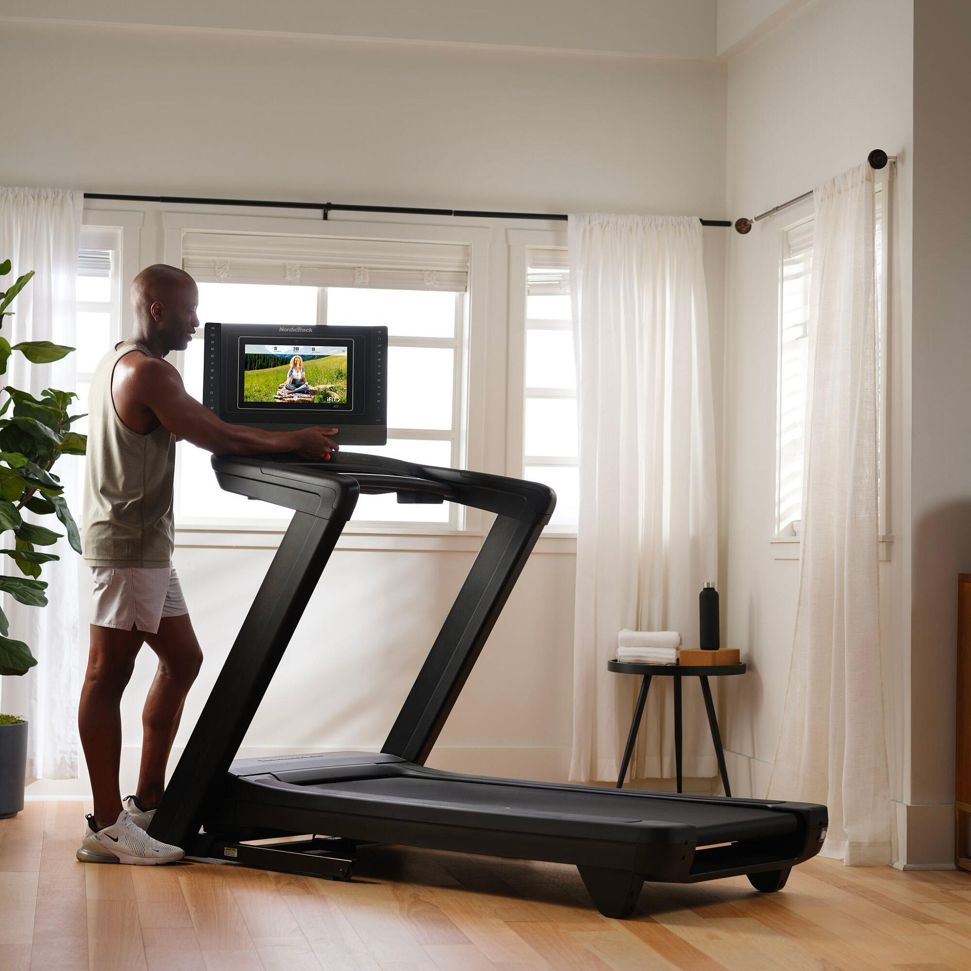 Seconde vie - Tapis de Course Commercial 1750 8/10
