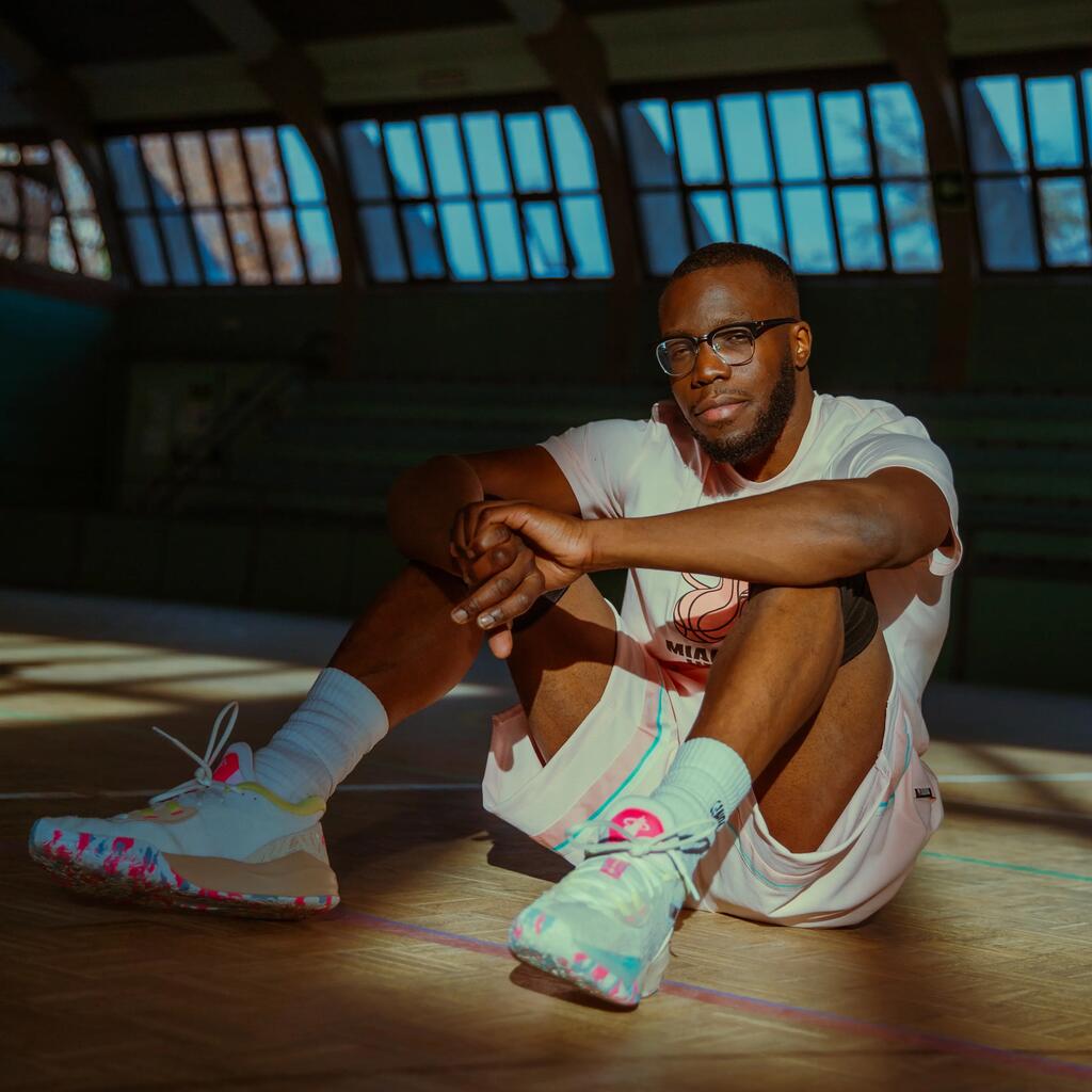 Crne uniseks patike za košarku FAST 900 LOW-1 NBA LAKERS