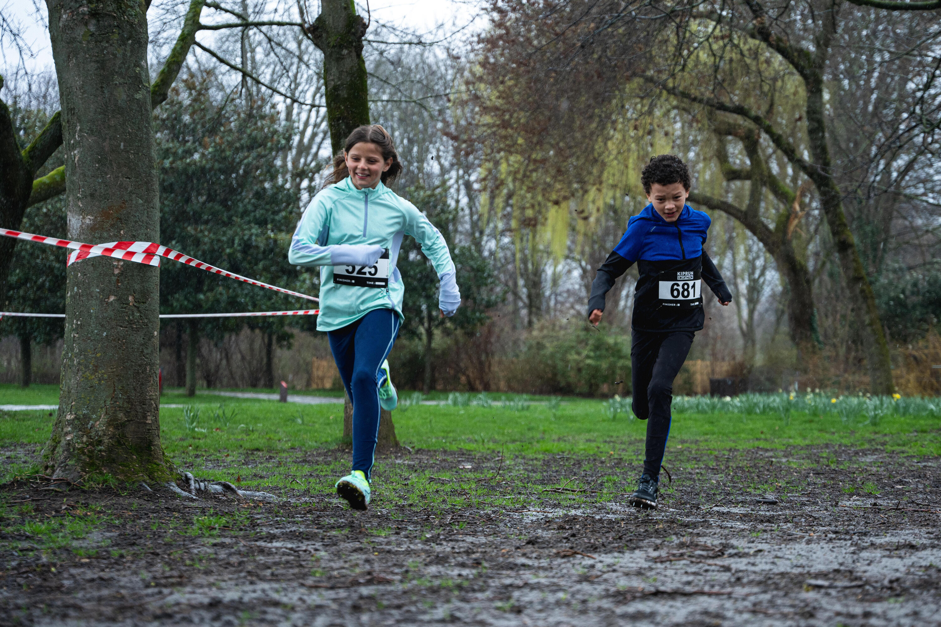 Atletiek spikes voor volwassenen en kinderen AT START V3 groen 10/10