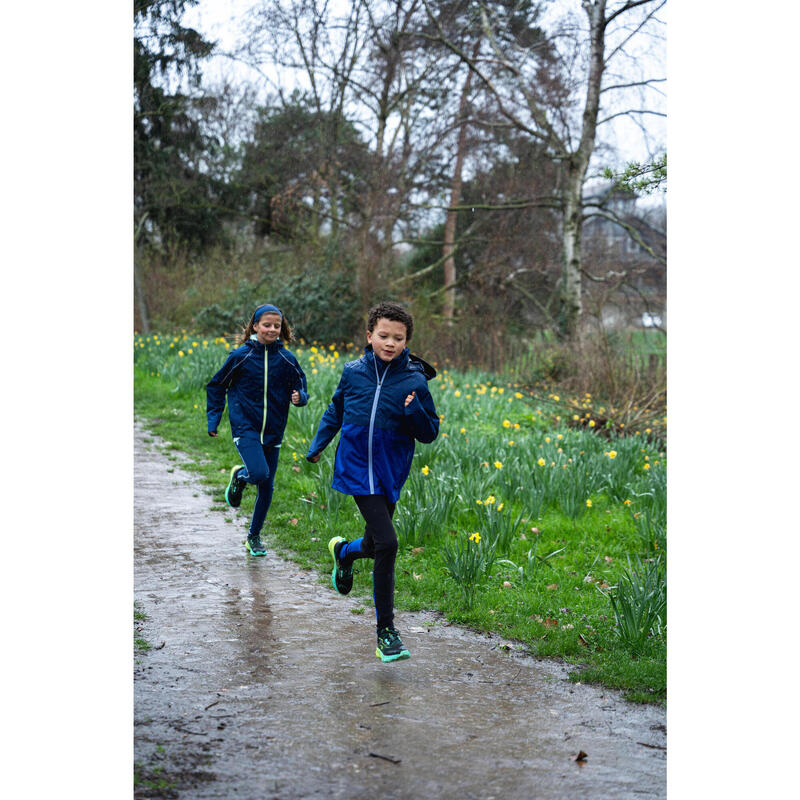 Regenjack voor hardlopen kinderen marineblauw geel
