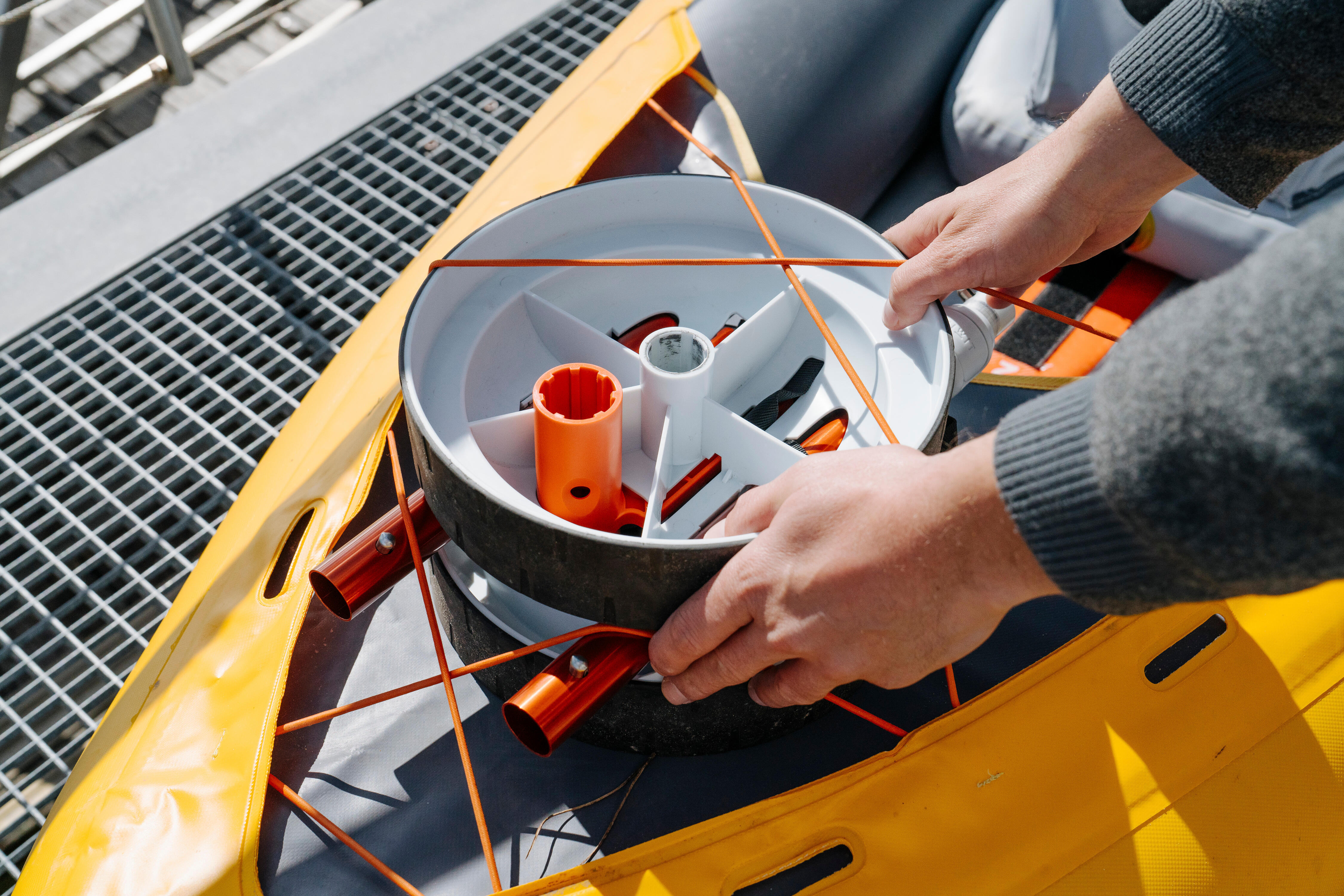 Ultra-compact SUP and Kayak Transport Trolley - ITIWIT