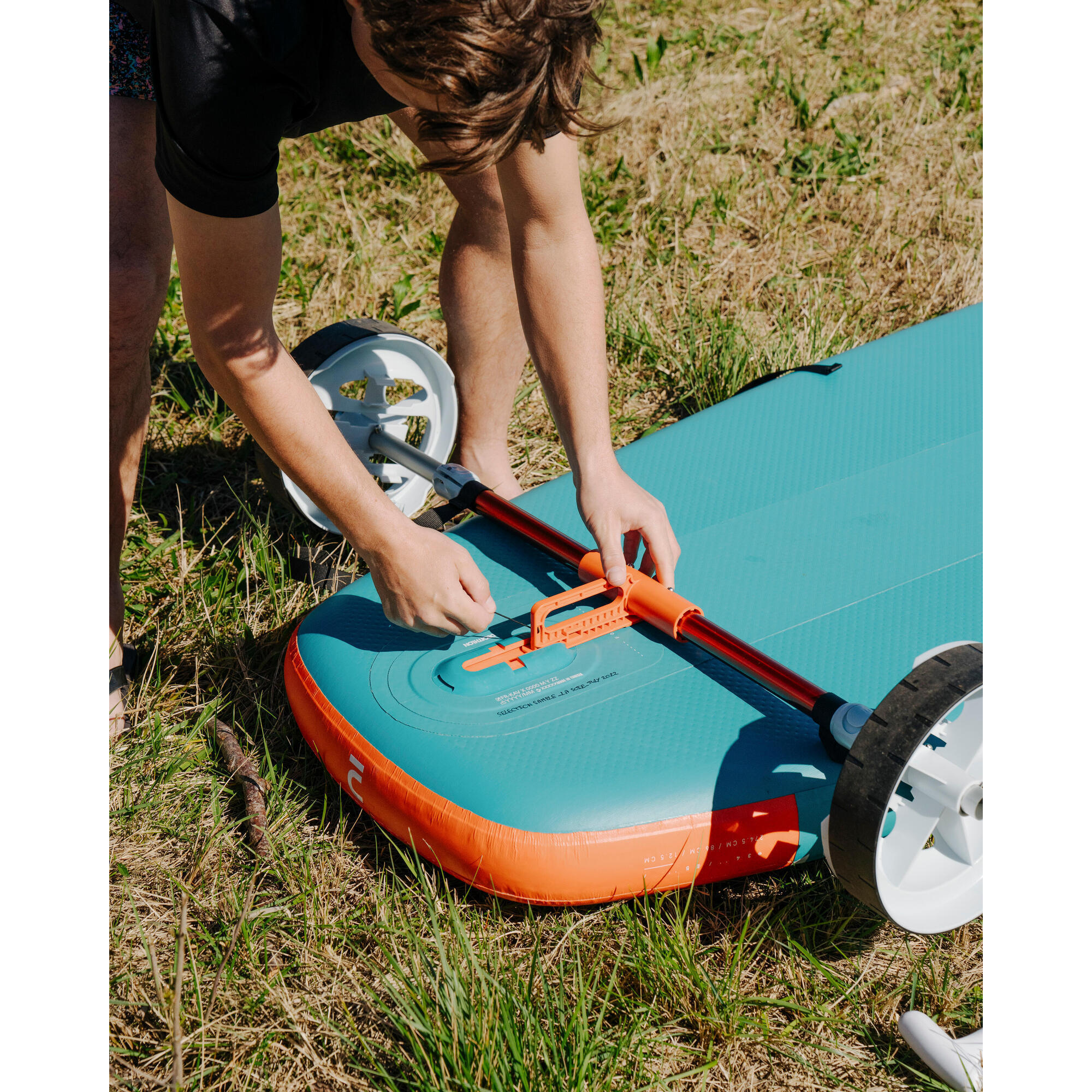 Carrello di trasporto ultracompatto per SUP e kayak