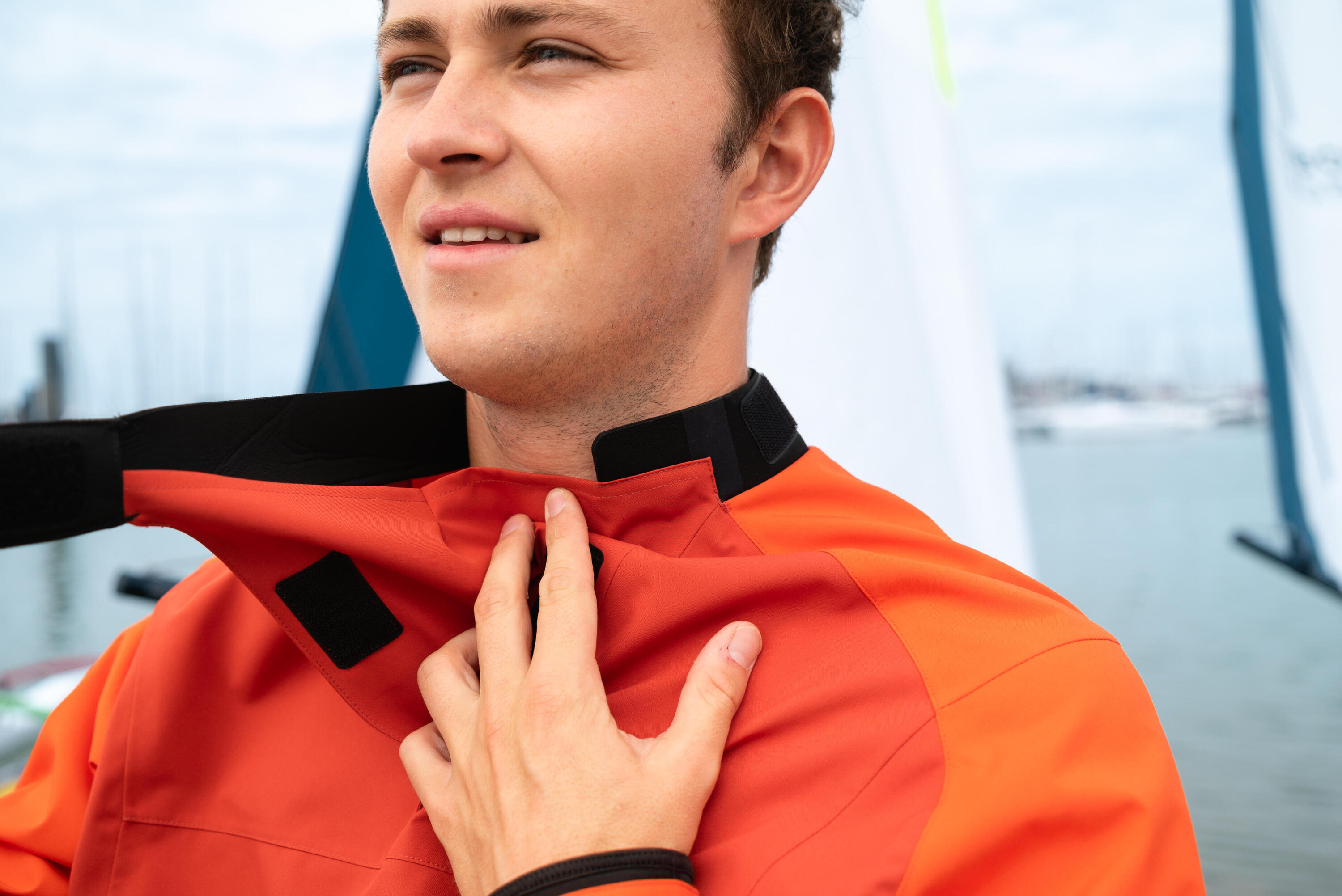 Giacca spraytop vela-kayak uomo 500 antivento rossa 18/23