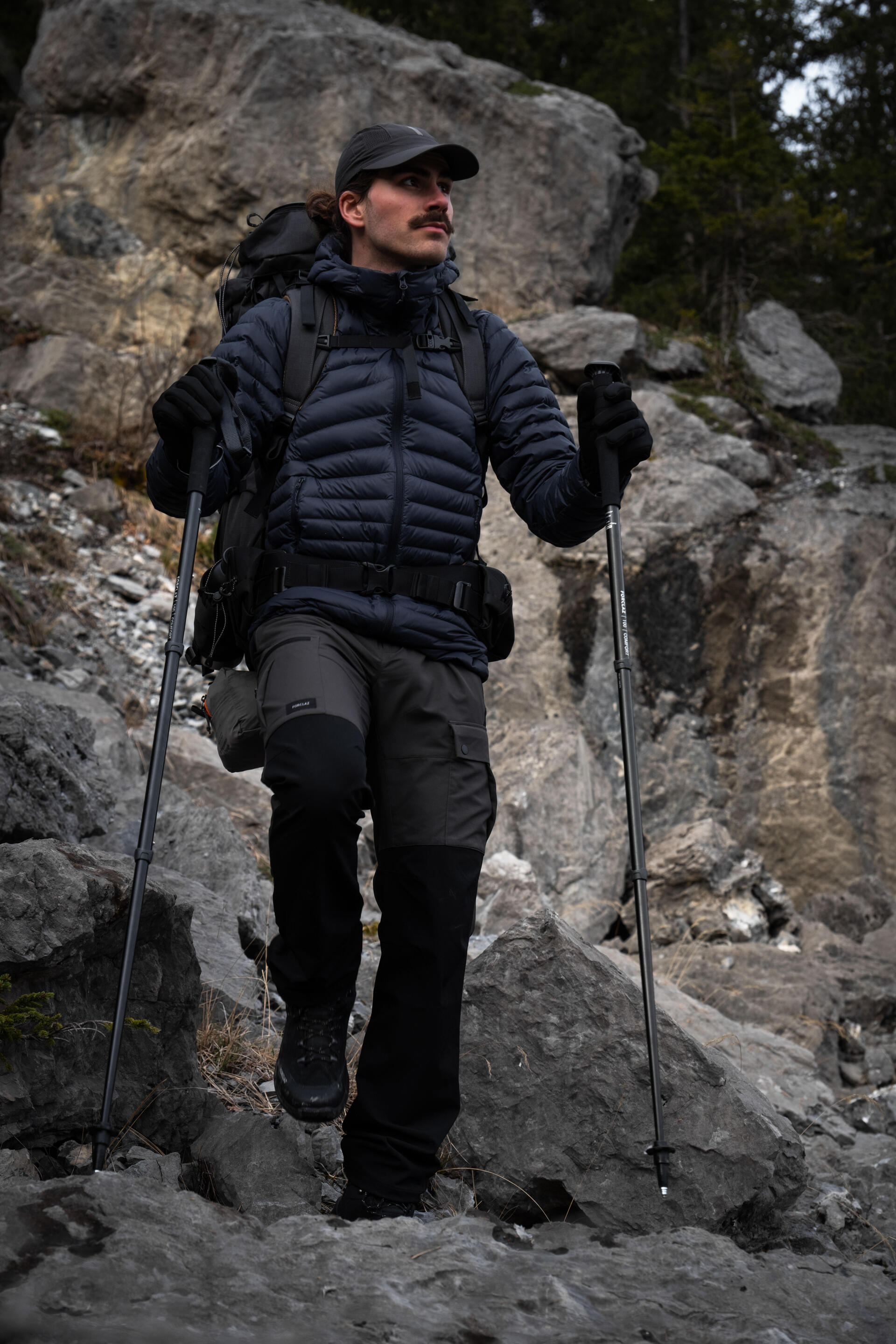 Men's hiking hooded down jacket -5°C MH100 Blue