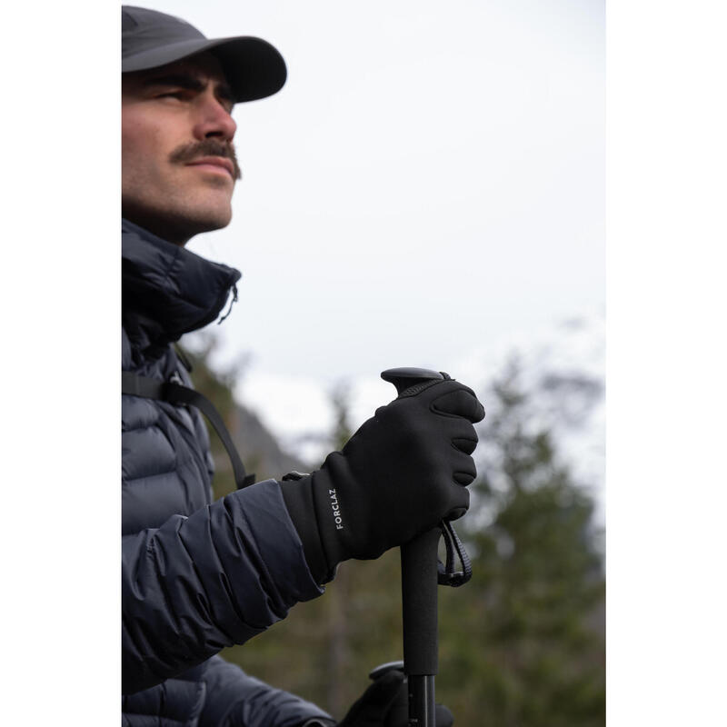 Pánská turistická péřová bunda s kapucí MH 100