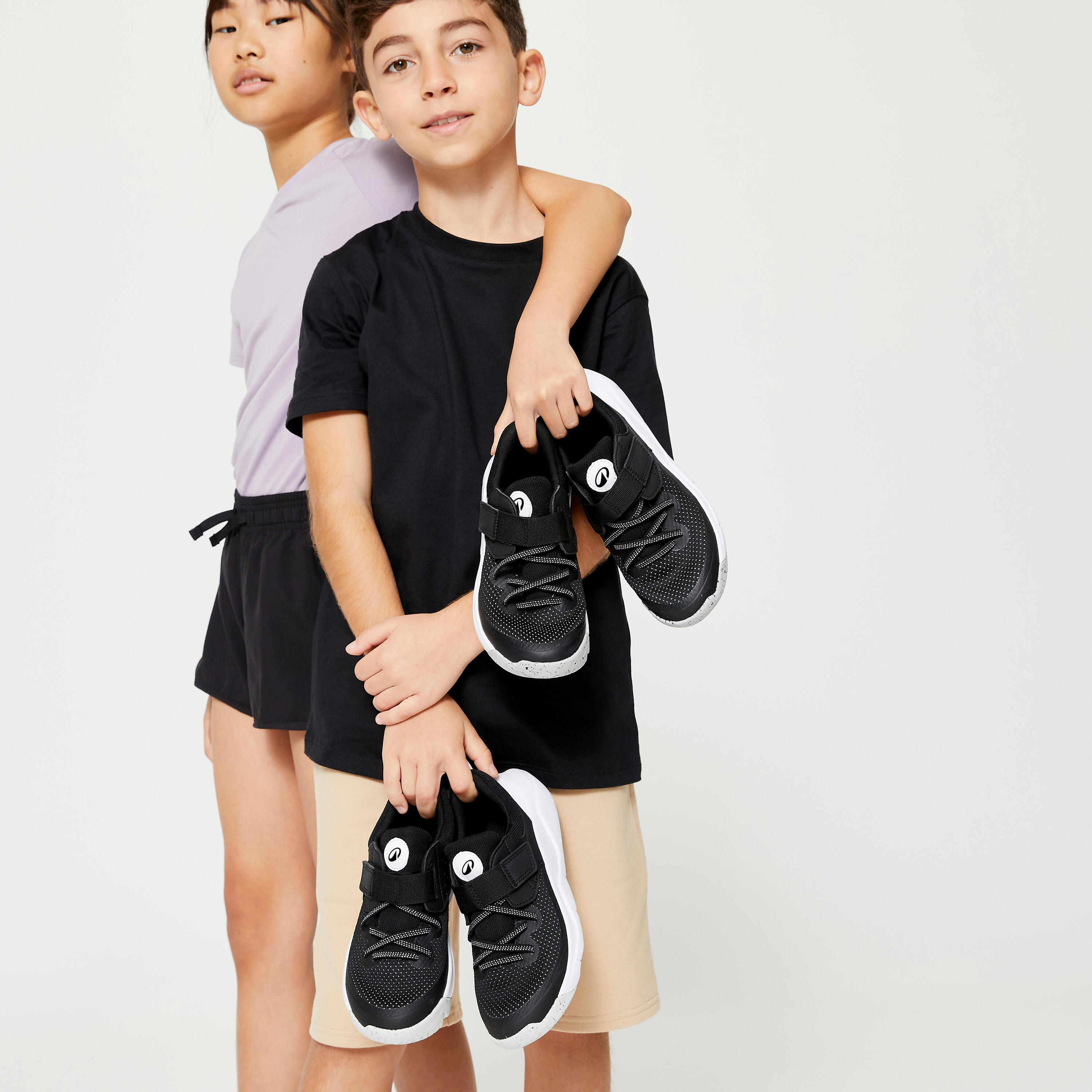 Scarpe da ginnastica bambino PLAYFUL FAST con strap e lacci elastici nere 8/24