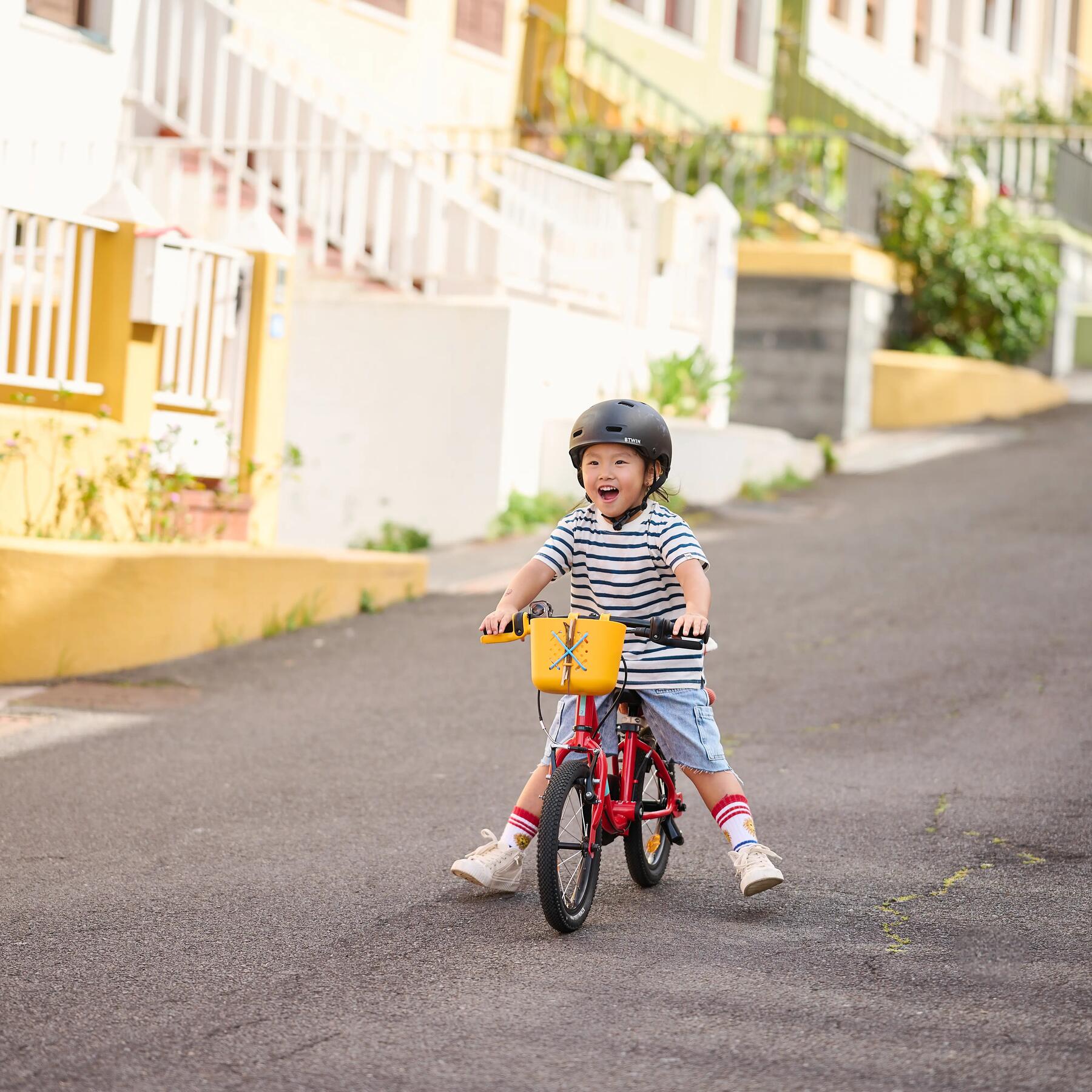 A quel age un enfant fait du velo sale