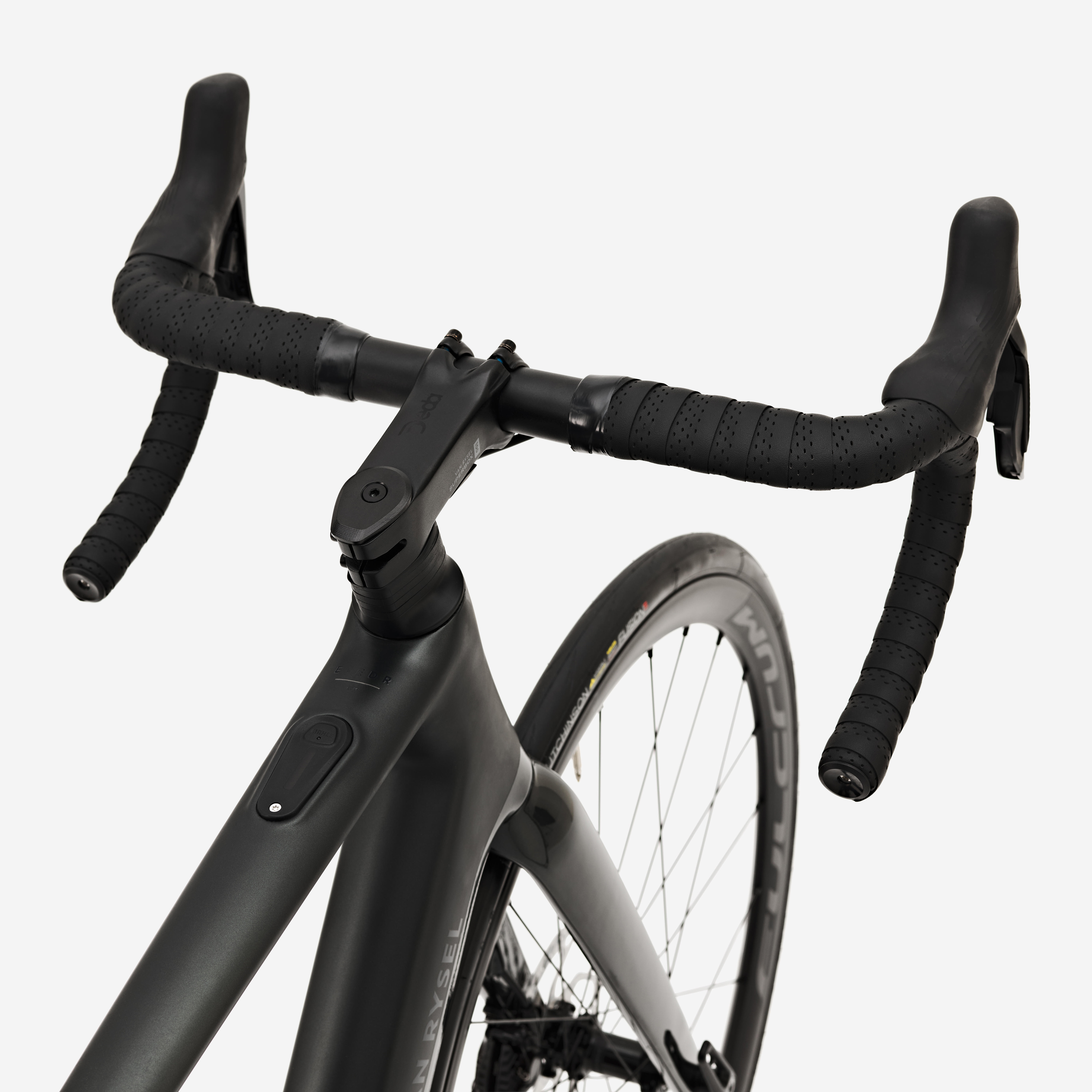 VAN RYSEL Cestný elektrobicykel E-EDR CF 105 Di2 2x12 zelený M · záber 9