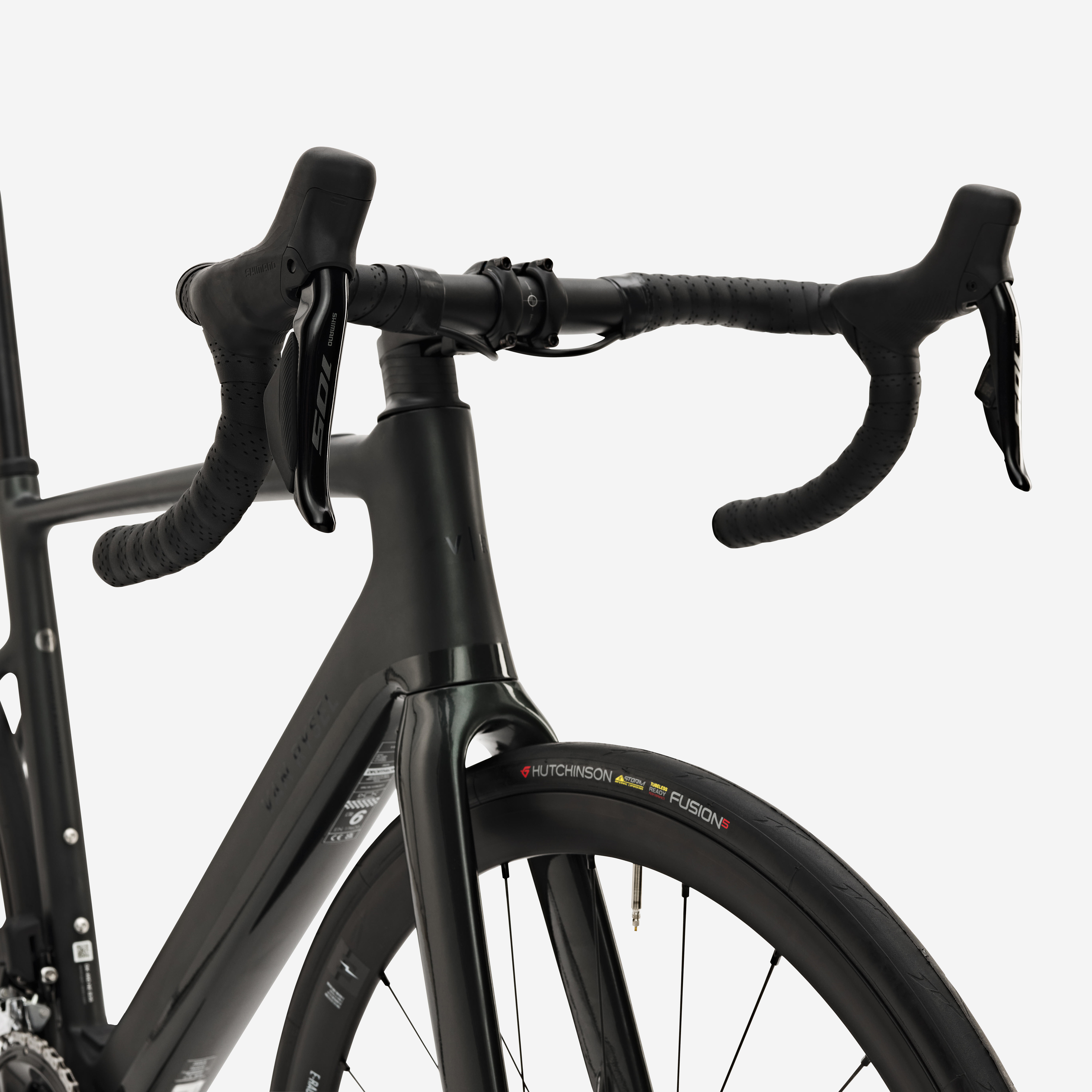 VAN RYSEL Cestný elektrobicykel E-EDR CF 105 Di2 2x12 zelený M · záber 8