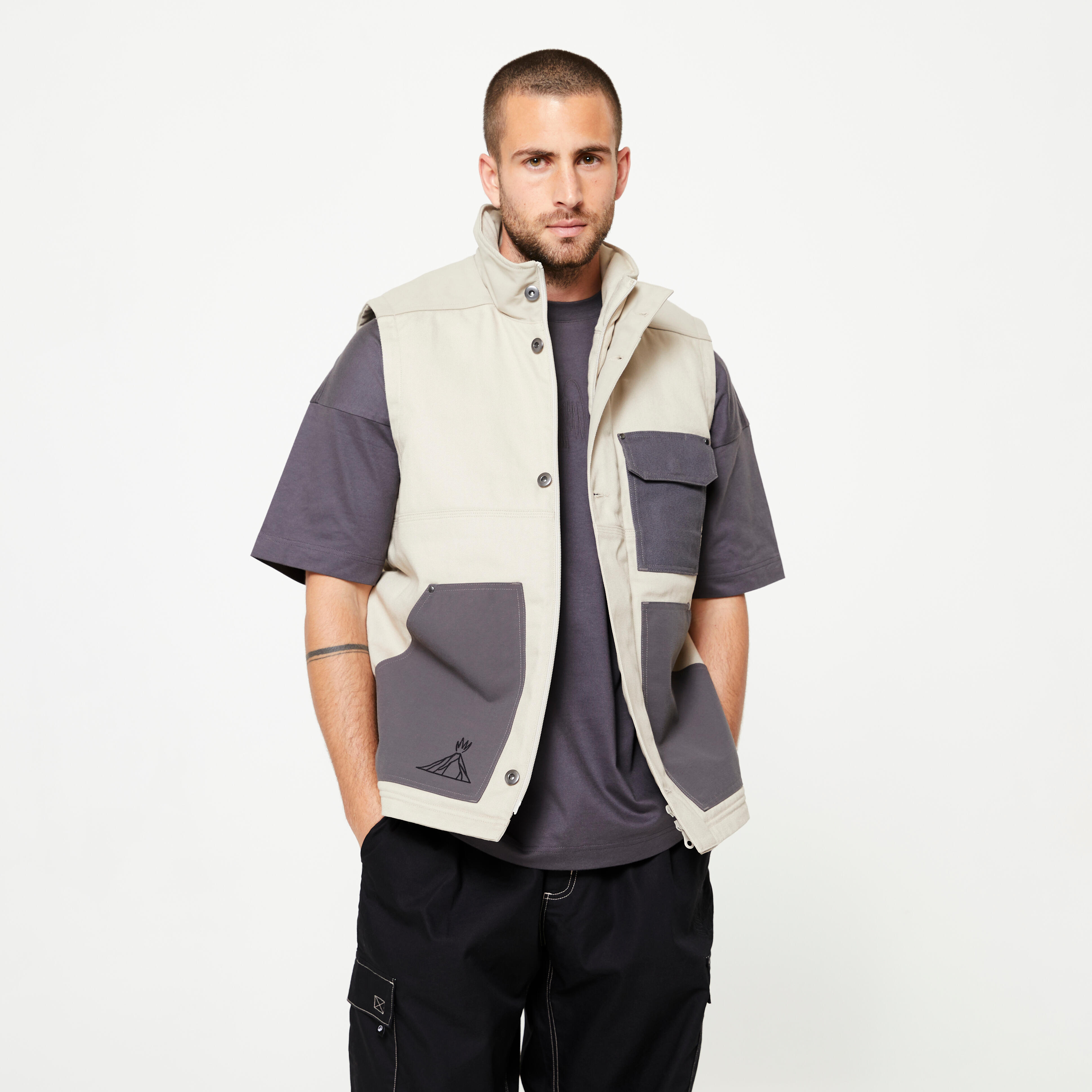 GILET MULTITASCHE FIRMATO SKATEBOARD BEIGE E GRIGIO COLLEZIONE DAMESTOY