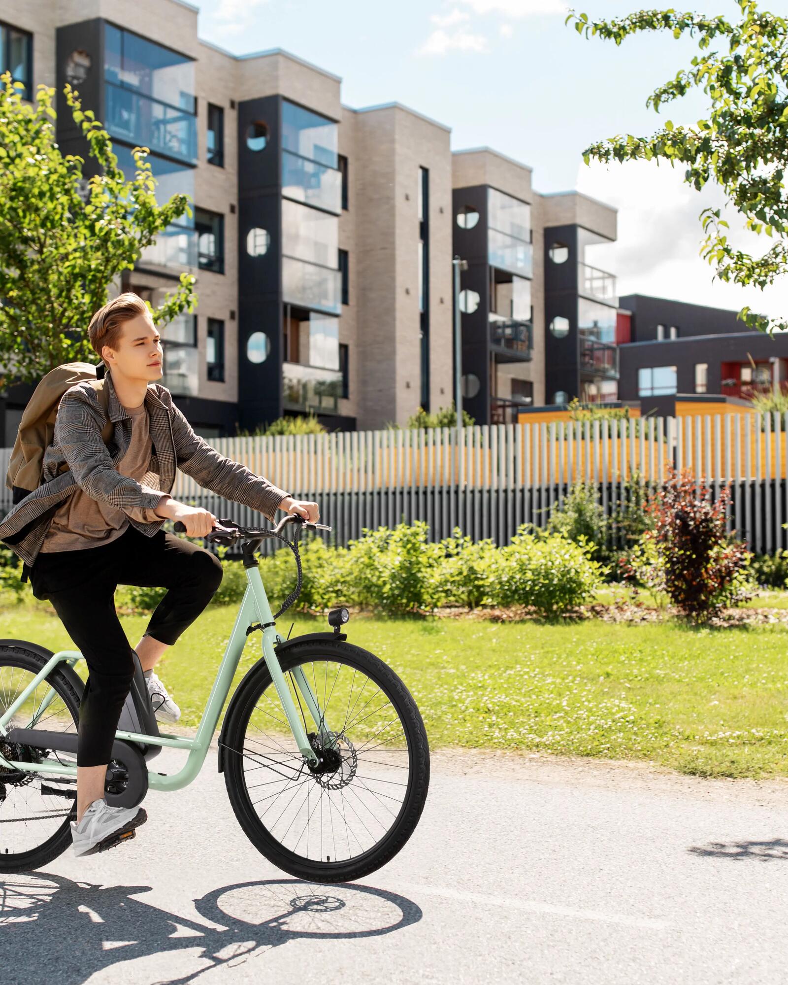 1000 Euro Borse Poco Prezzo Di Marca City Bike: Bici Da Città