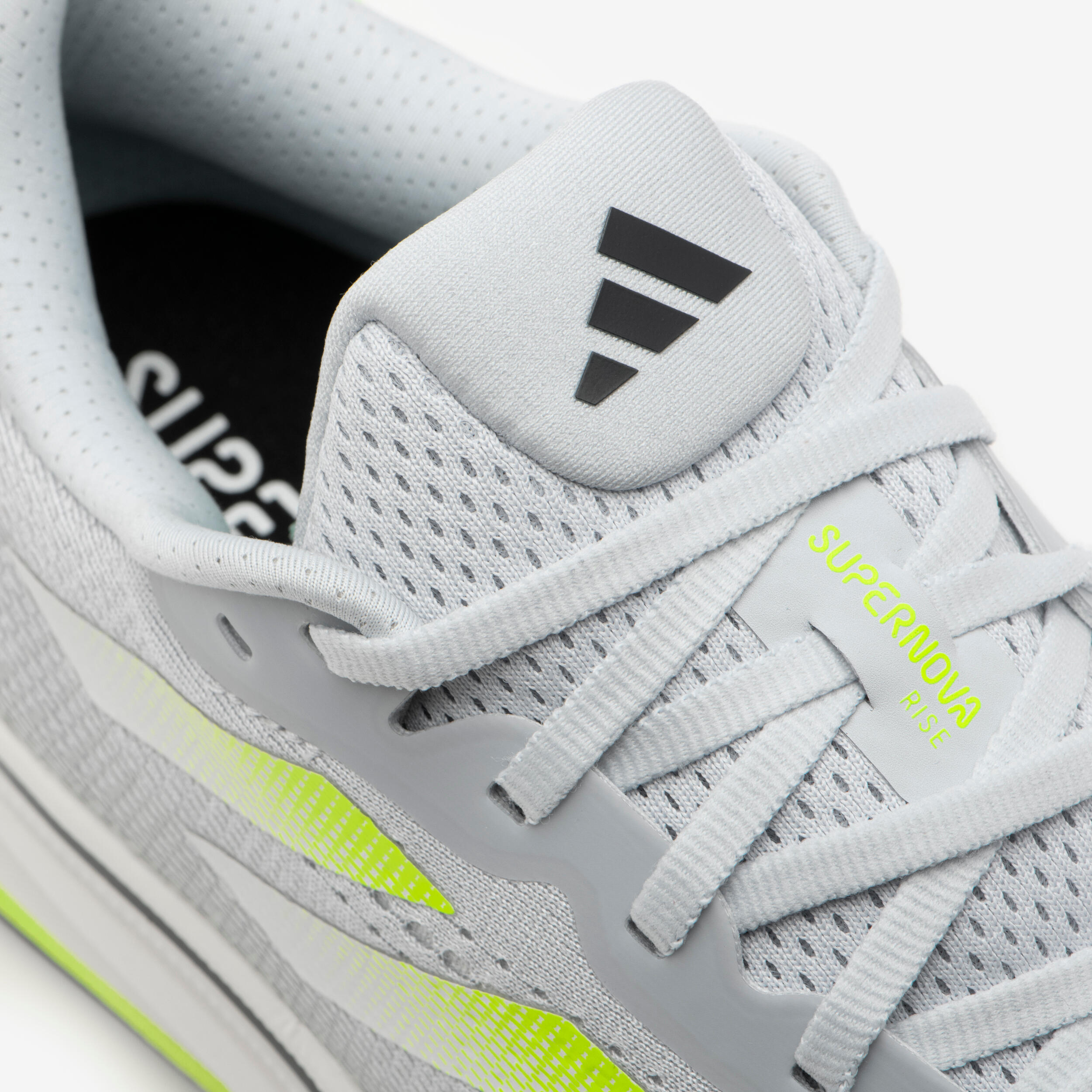 ZAPATILLAS DE RUNNING HOMBRE ADIDAS SUPERNOVA RISE GRIS  6/9