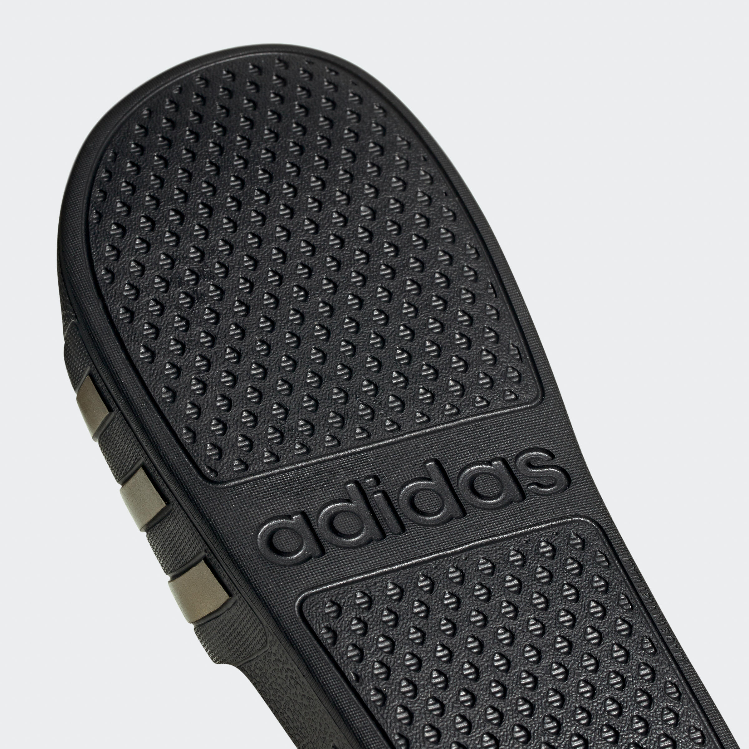 Plavecké šľapky Adilette Aqua čierno-zlaté