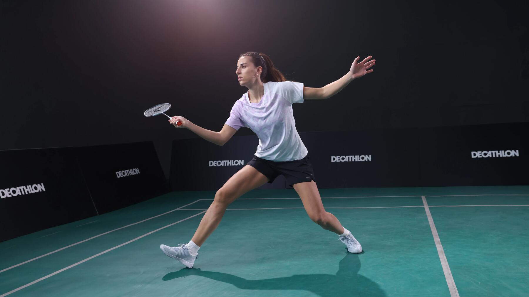 BADMINTON: ÎNVĂȚAȚI TEHNICA SERVICIULUI SCURT!