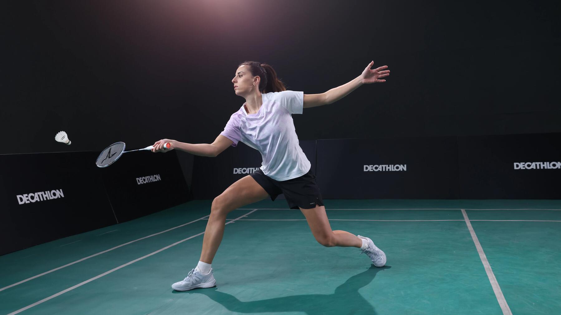 ALEGEREA ECHIPAMENTULUI PENTRU BADMINTON ÎN AER LIBER