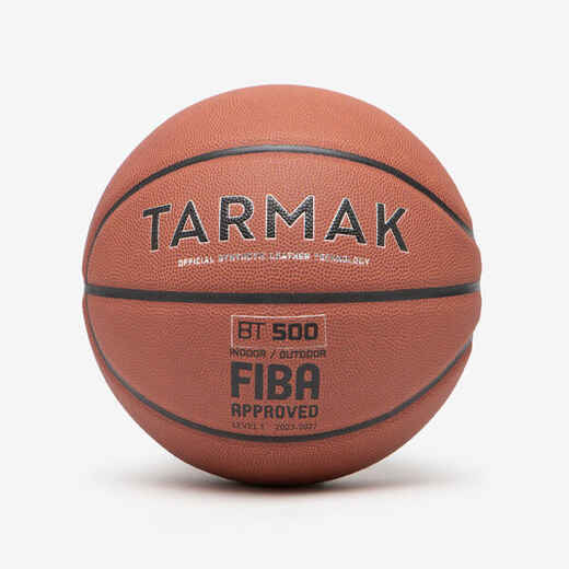 
      7. izmēra FIBA (no 13 gadu vecuma) basketbola bumba “BT500”, brūna.
  