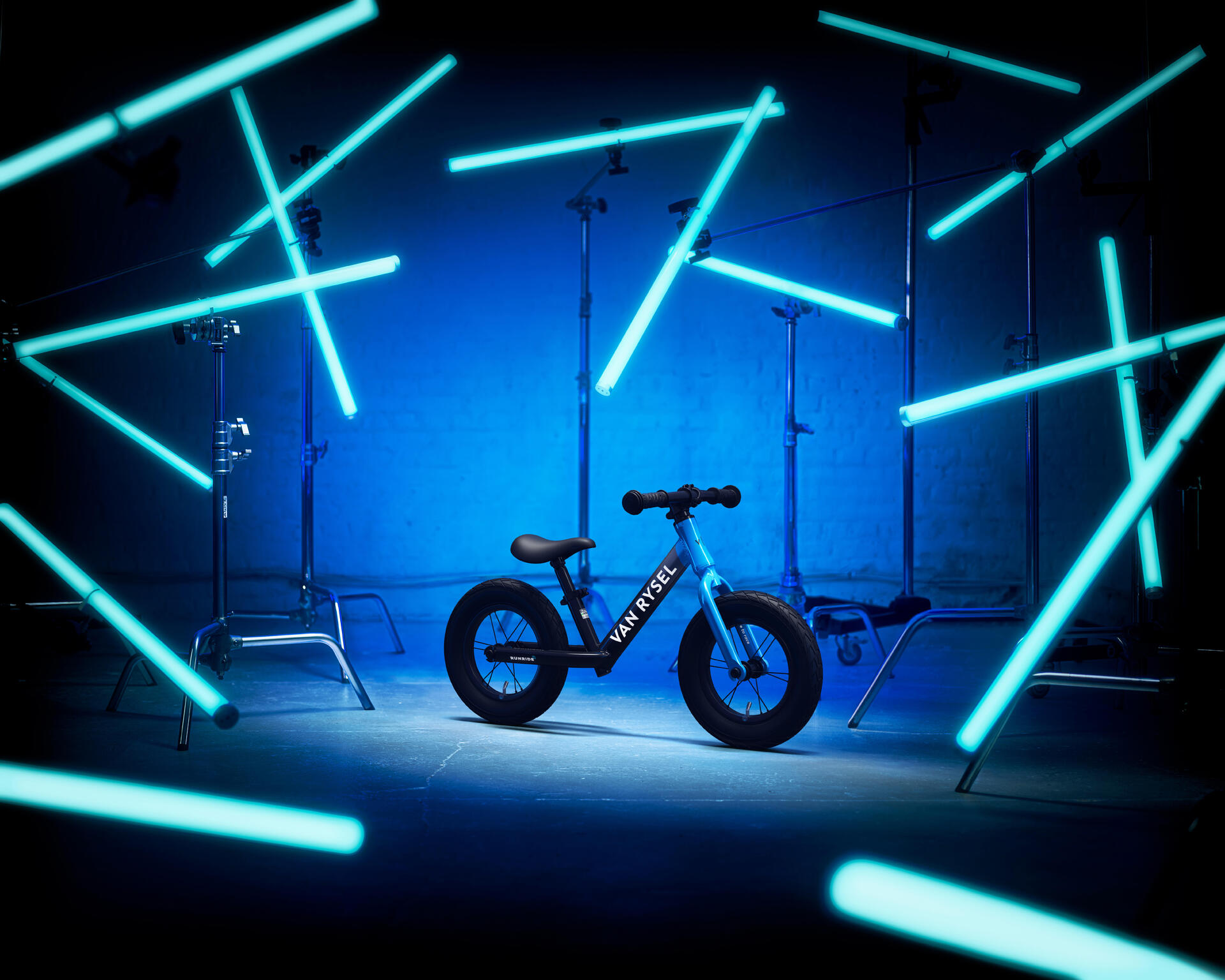 Bicicletă fără pedale de la 2 ani