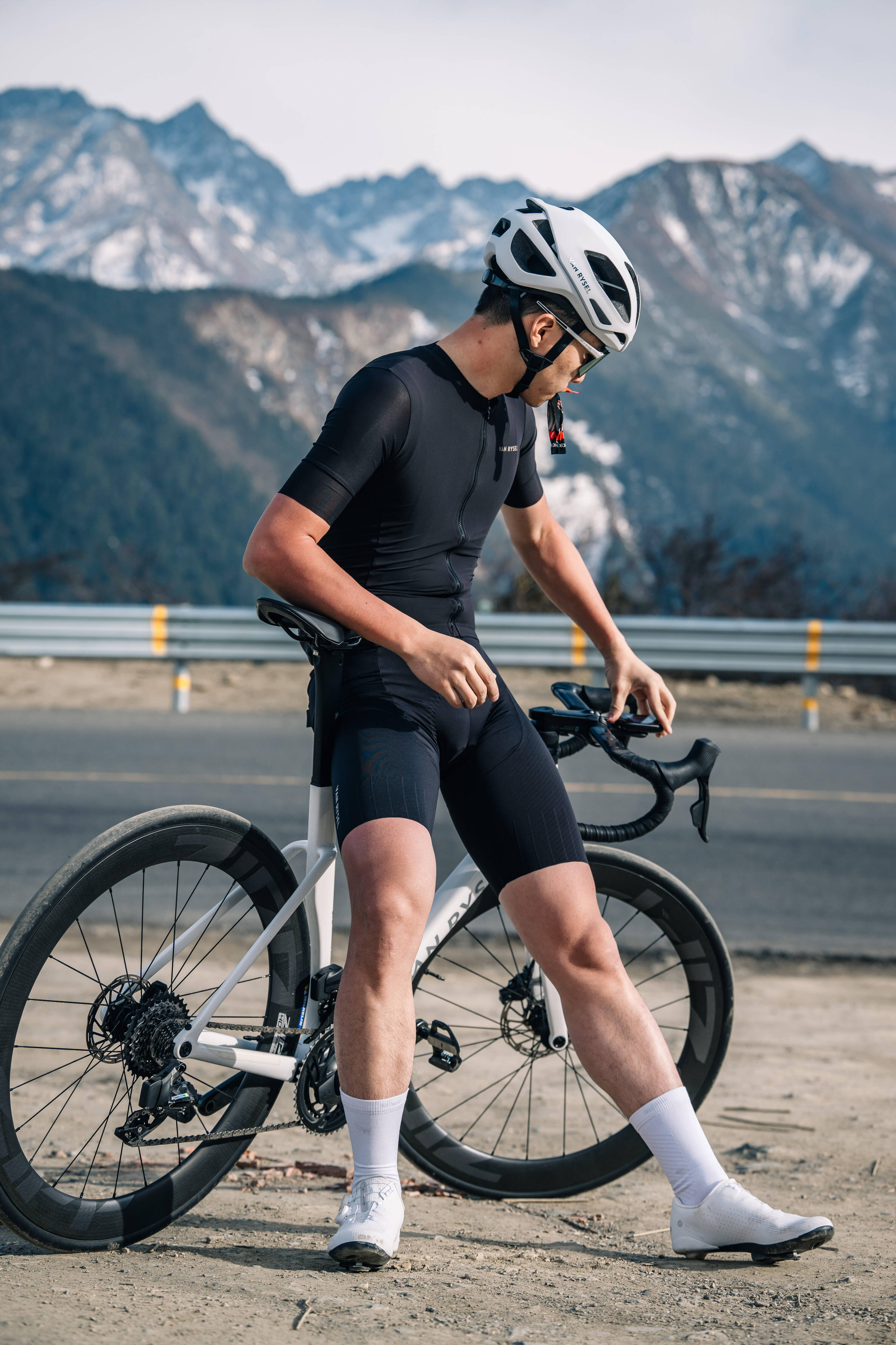 Unisex Road Cycling Summer Short-Sleeved Jersey EDR Ultra - Black -  1