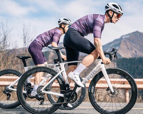 How to change a road bike tyre: a step-by-step guide