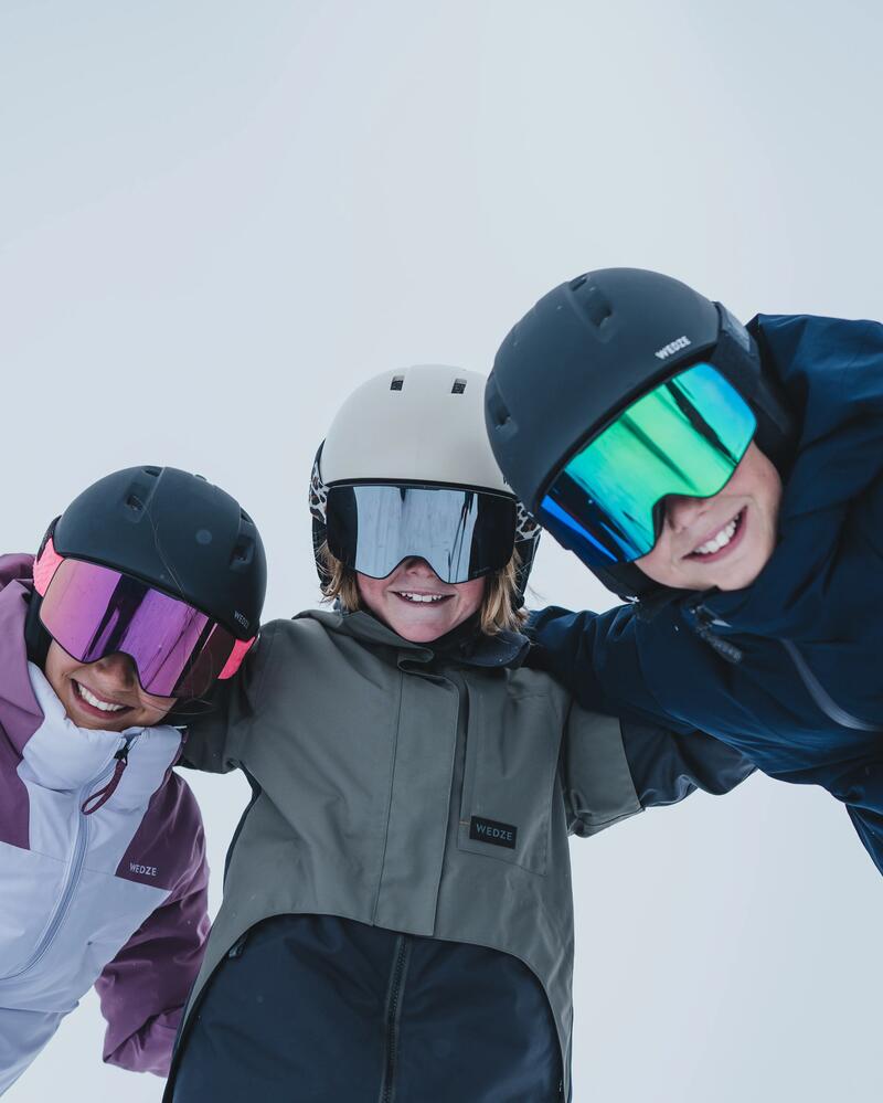 Sports Page Article Card Ski