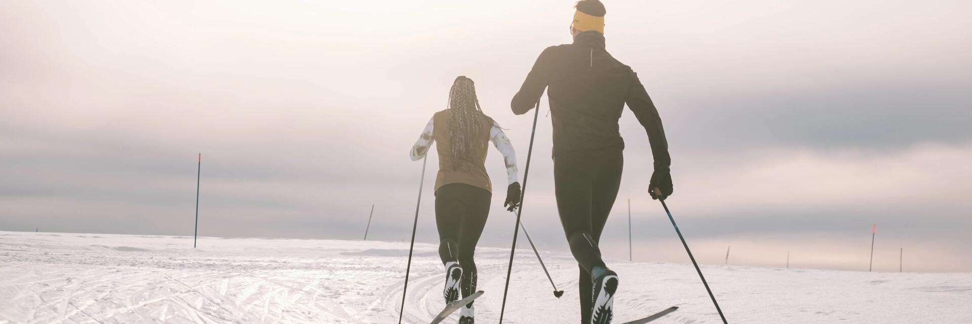 Bien choisir son équipement de ski de fond skating avec les conseils INOVIK by Decathlon