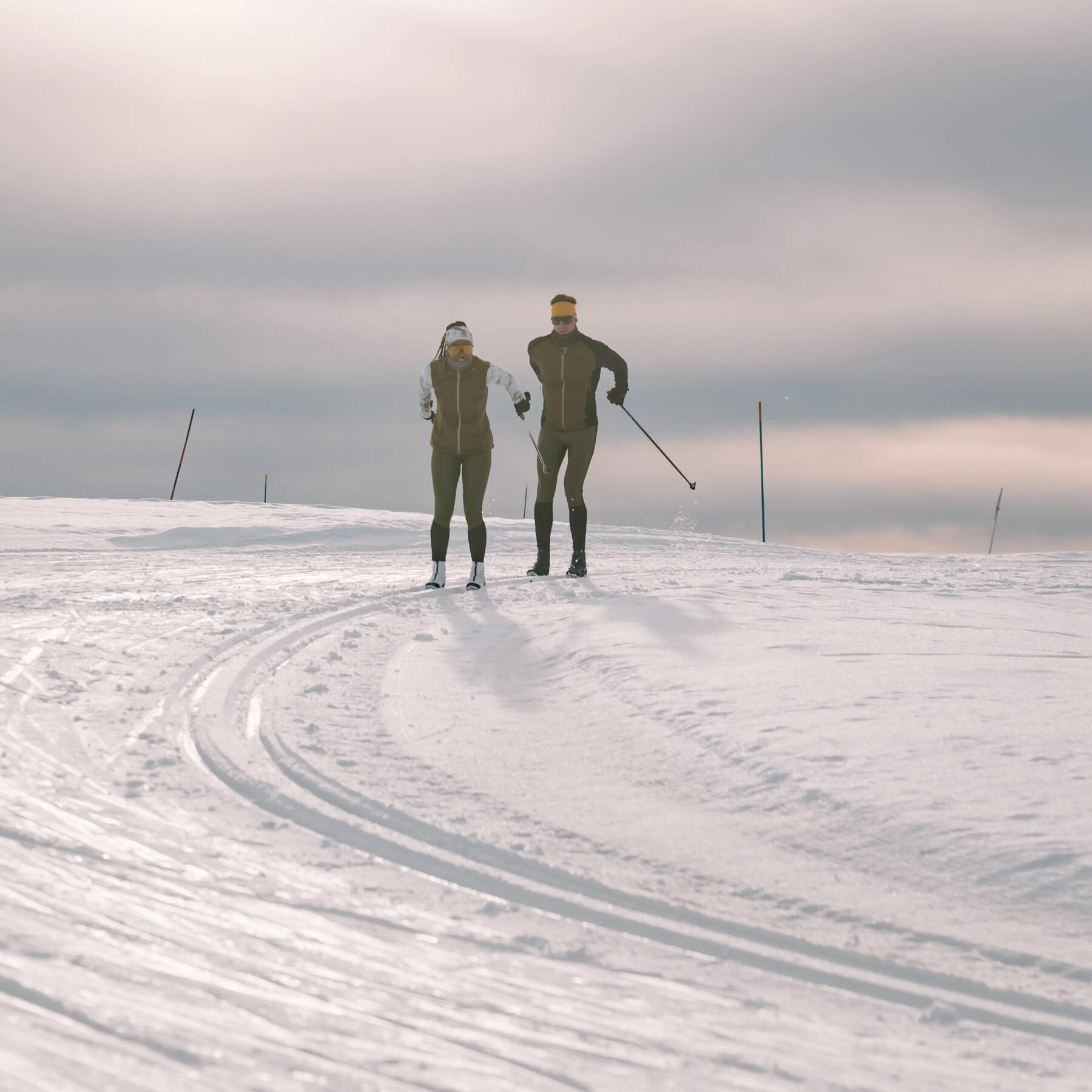 Femme et homme ski de fond decathlon
