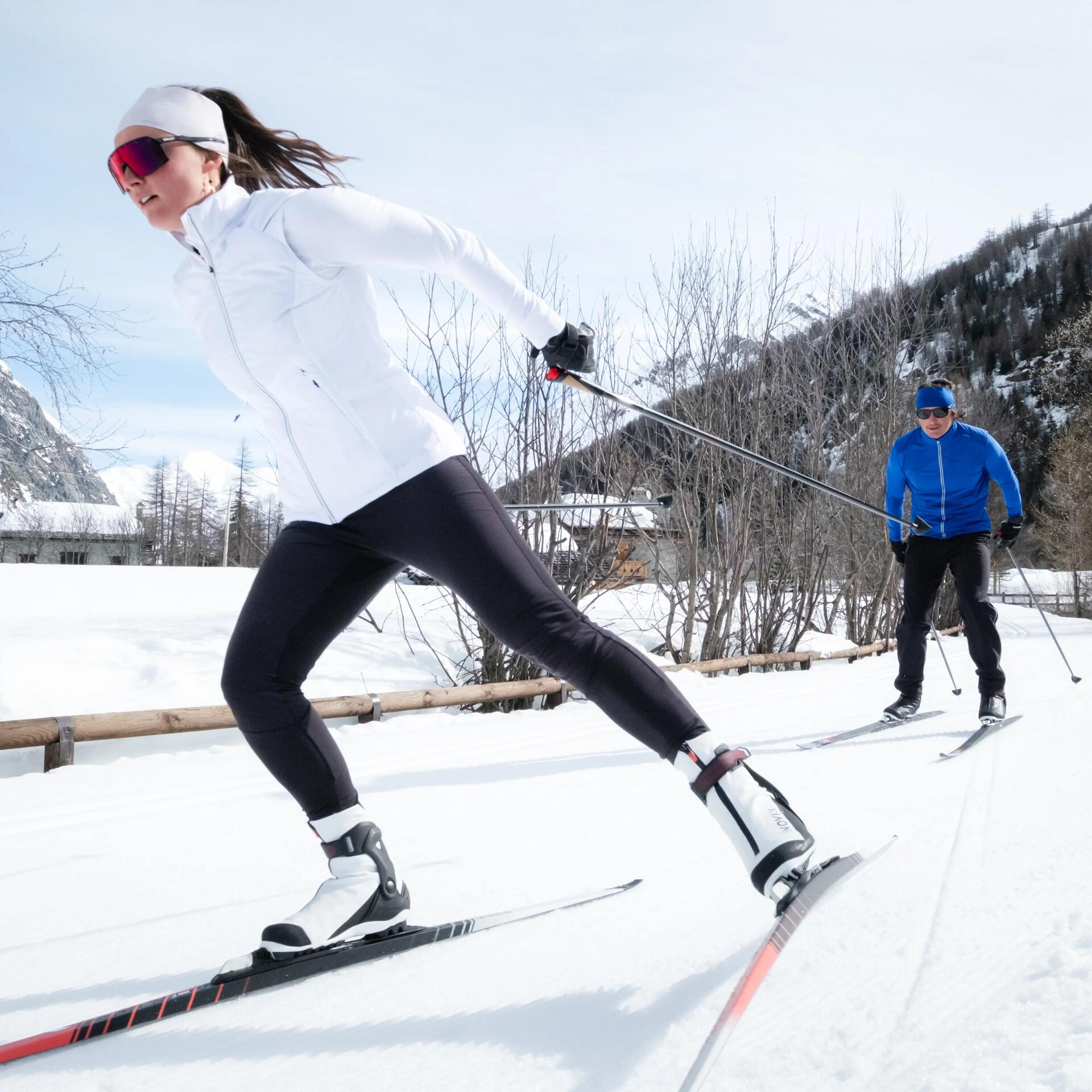 expert cross-country skiers