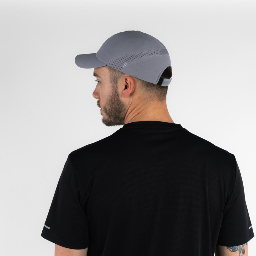 Gorra de running ajustable gris unisex KIPRUN