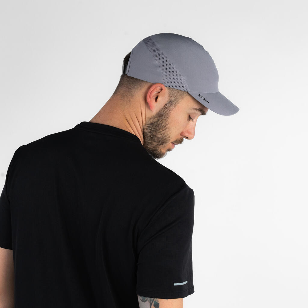 Gorra de running ajustable gris unisex KIPRUN