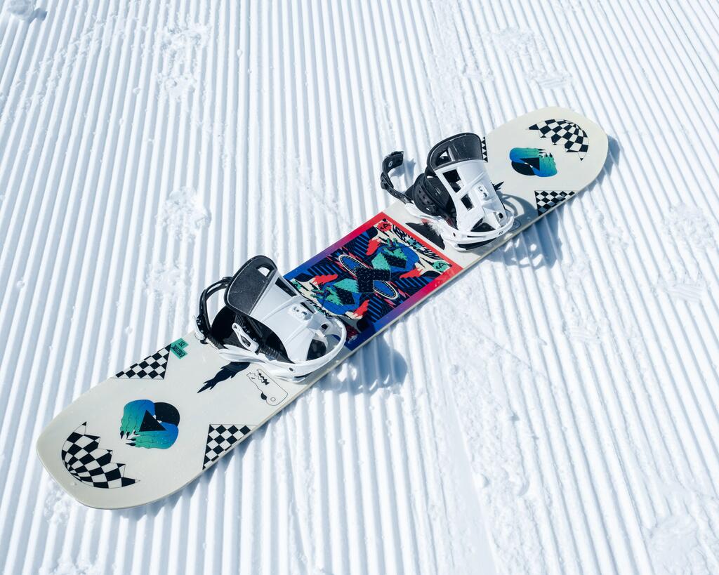 Snowboardy
