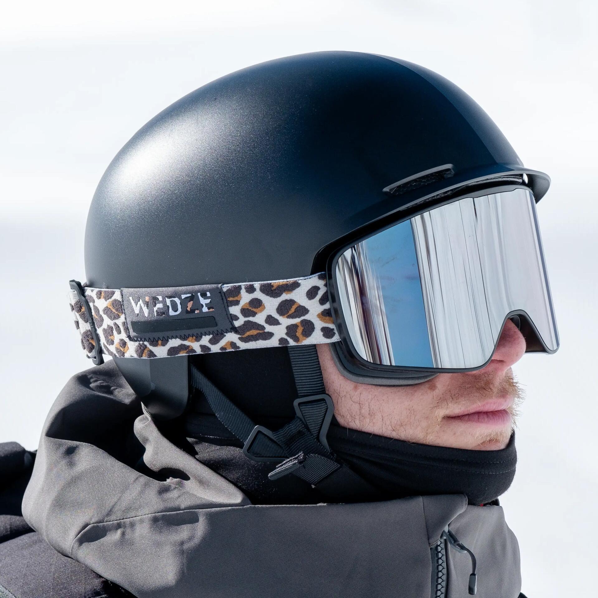 Homme casque de ski et masque de ski léopard decathlon en montagne 