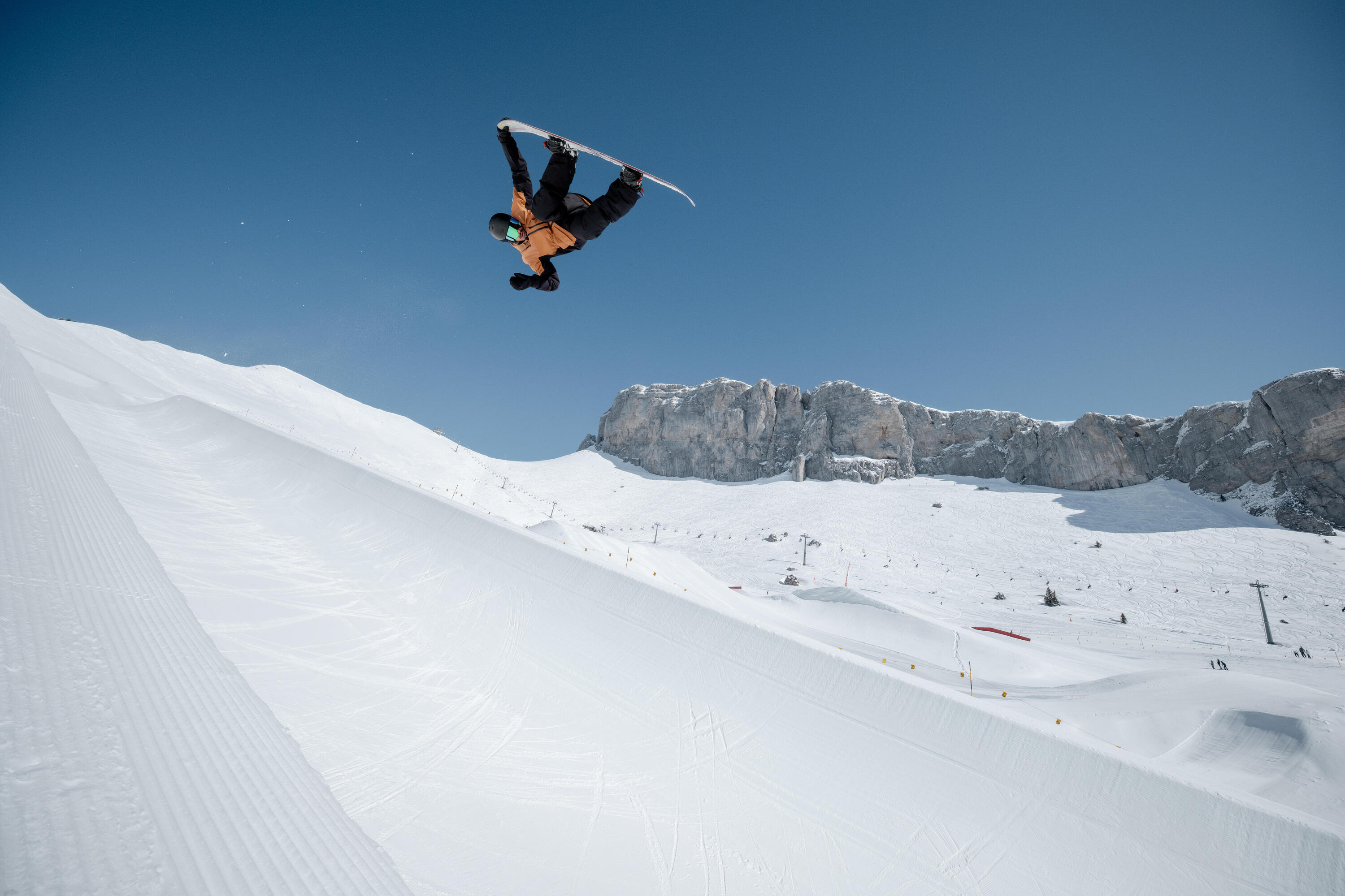 Casaco de Snowboard Quente e Resistente SNB 500 Ziprotect Homem Camel / Preto 11/15