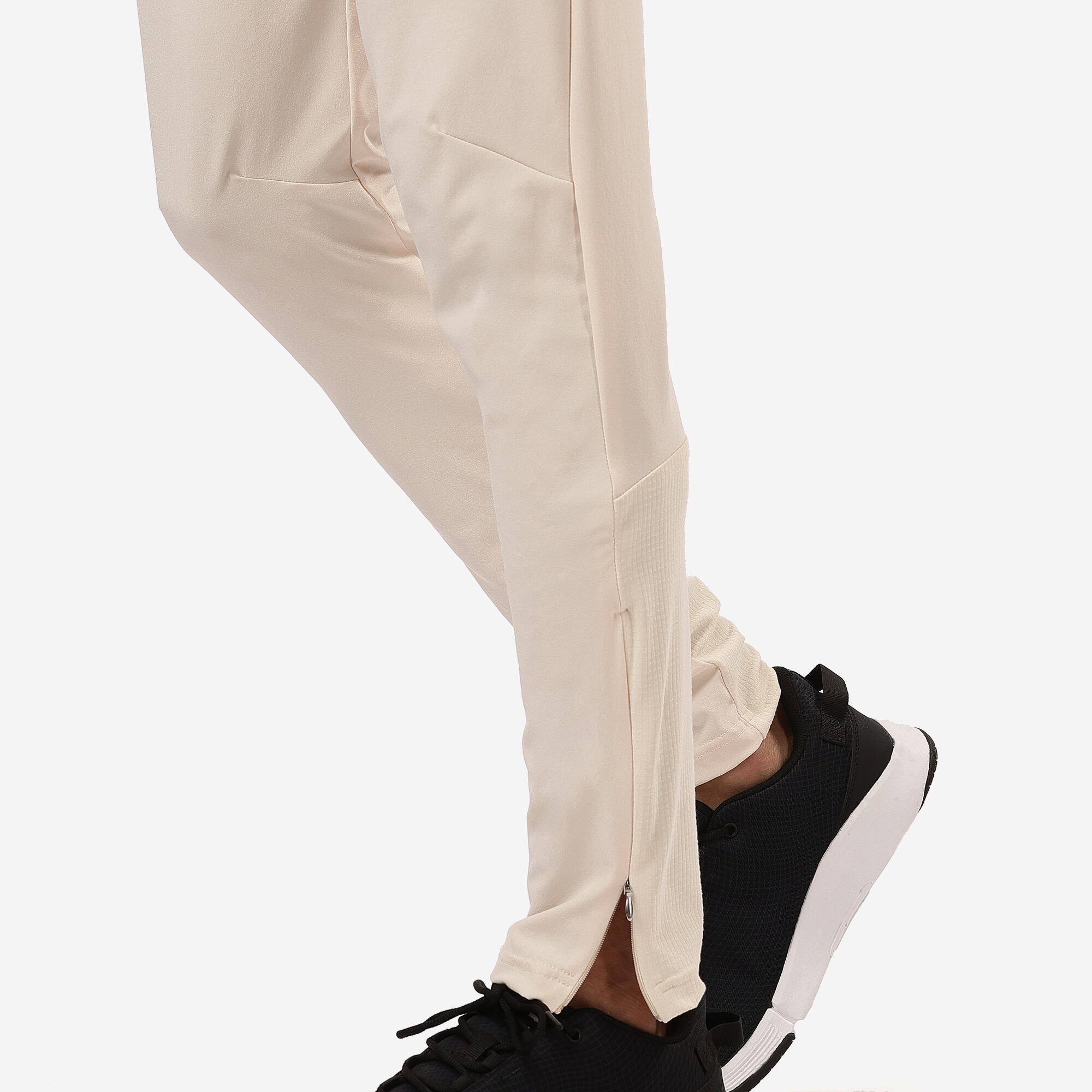 Men's Fitness Breathable Slim-Fit Performance Bottoms 6/11