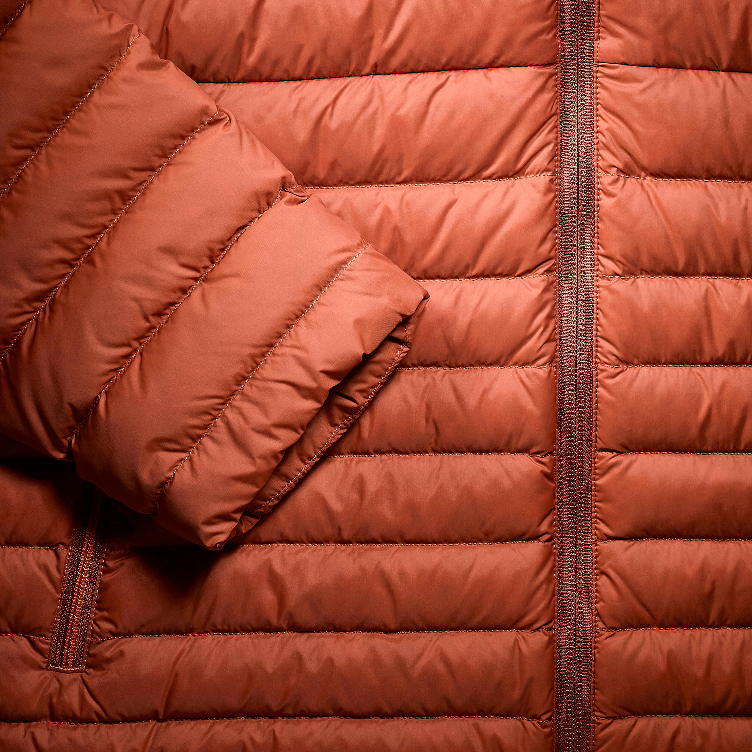 Manteau de randonnée en duvet avec capuchon homme – MT 100 7/8