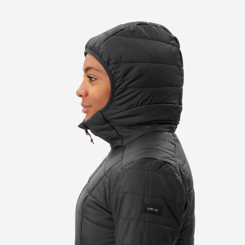 Dámská turistická prošívaná bunda s kapucí MT 100 do -5 °C