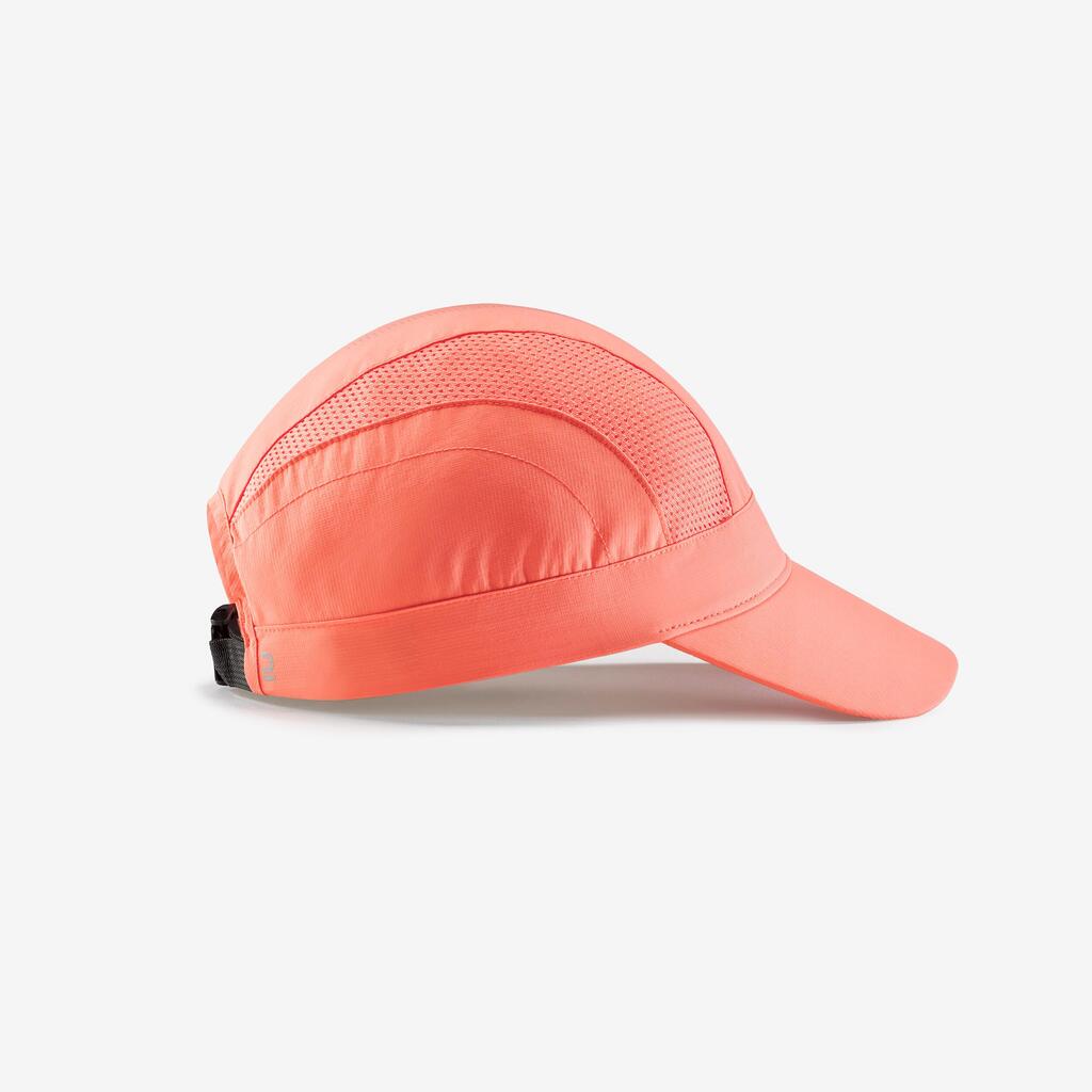Gorra de trekking ventilada rojo coral MT500