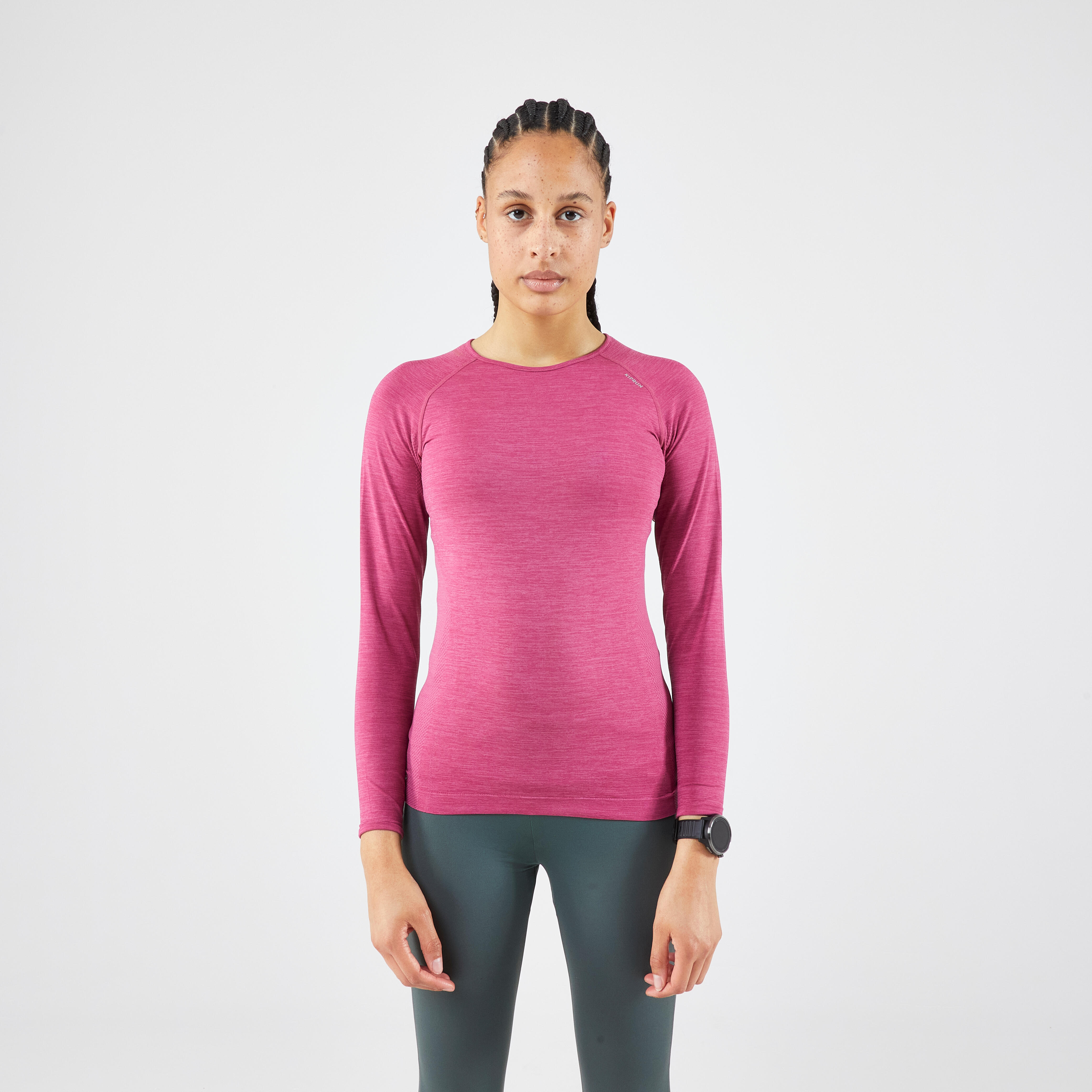 KIPRUN T-SHIRT RUNNING A MANICHE LUNGHE RUN 500 DONNA SEAMLESS FIT ROSA