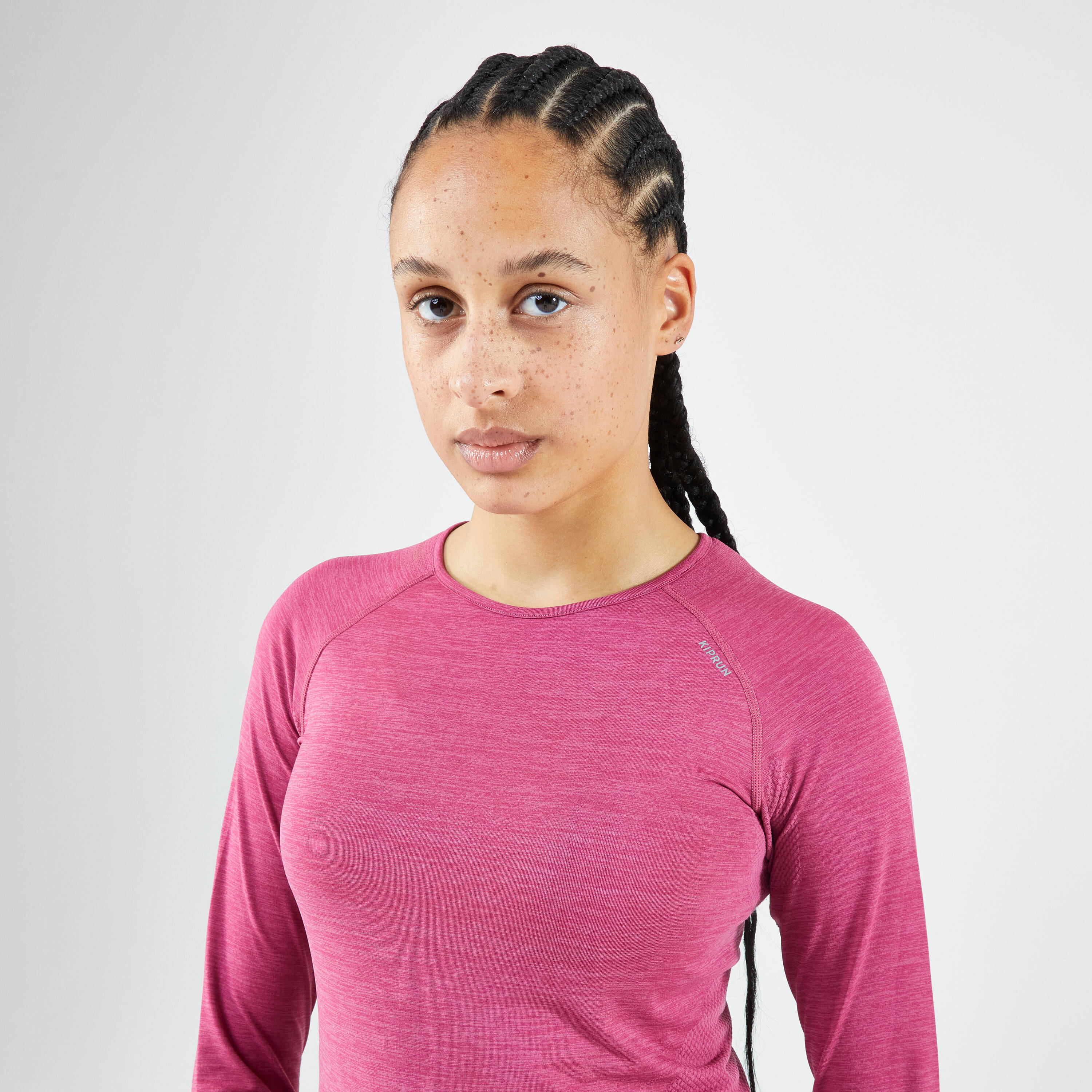 WOMEN'S KIPRUN RUN 500 FITTED SEAMLESS LONG-SLEEVED T-SHIRT - PINK -  2