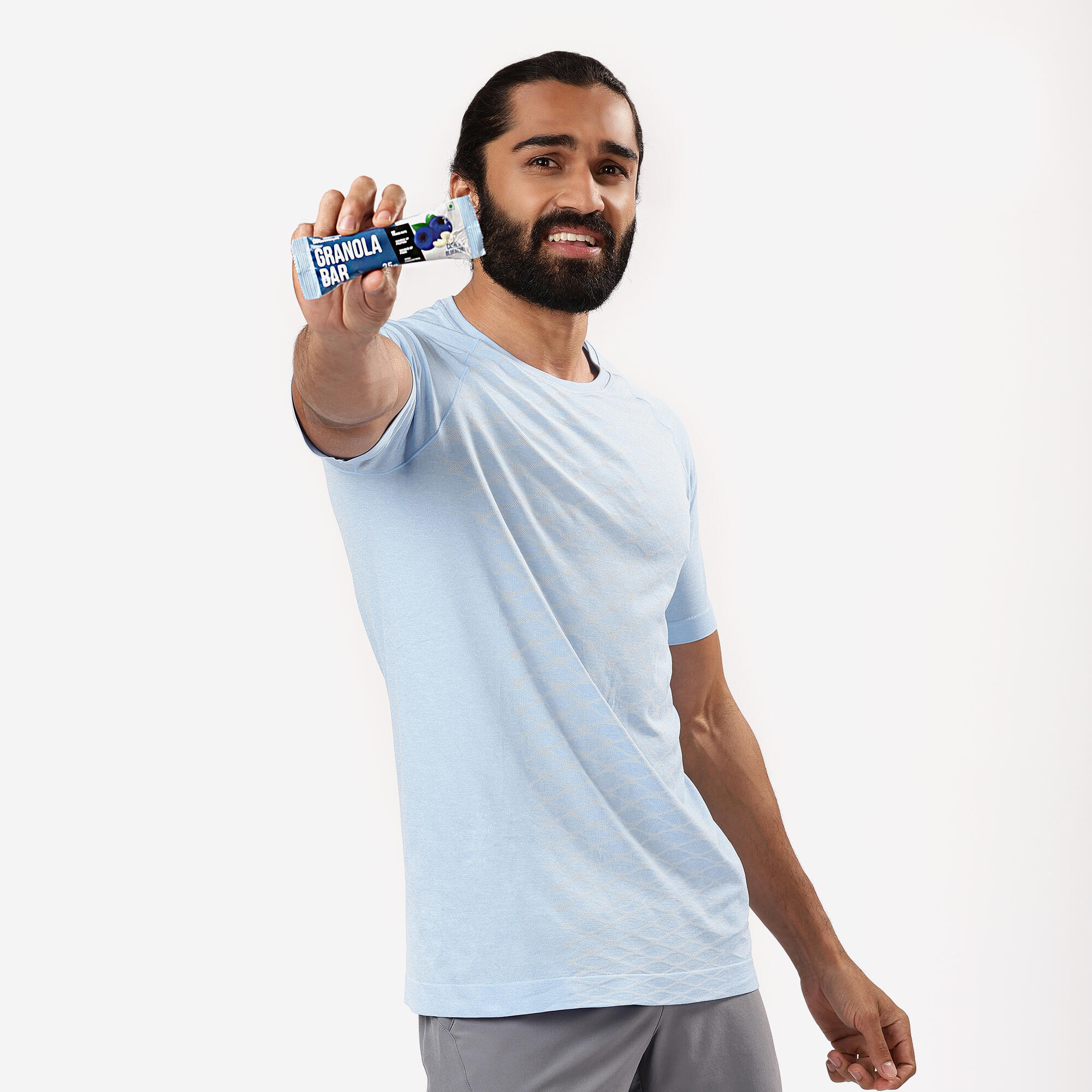 Granola Bar Cashew Berry - Zero Cholestrol, No trans fats, Goodness of cereals