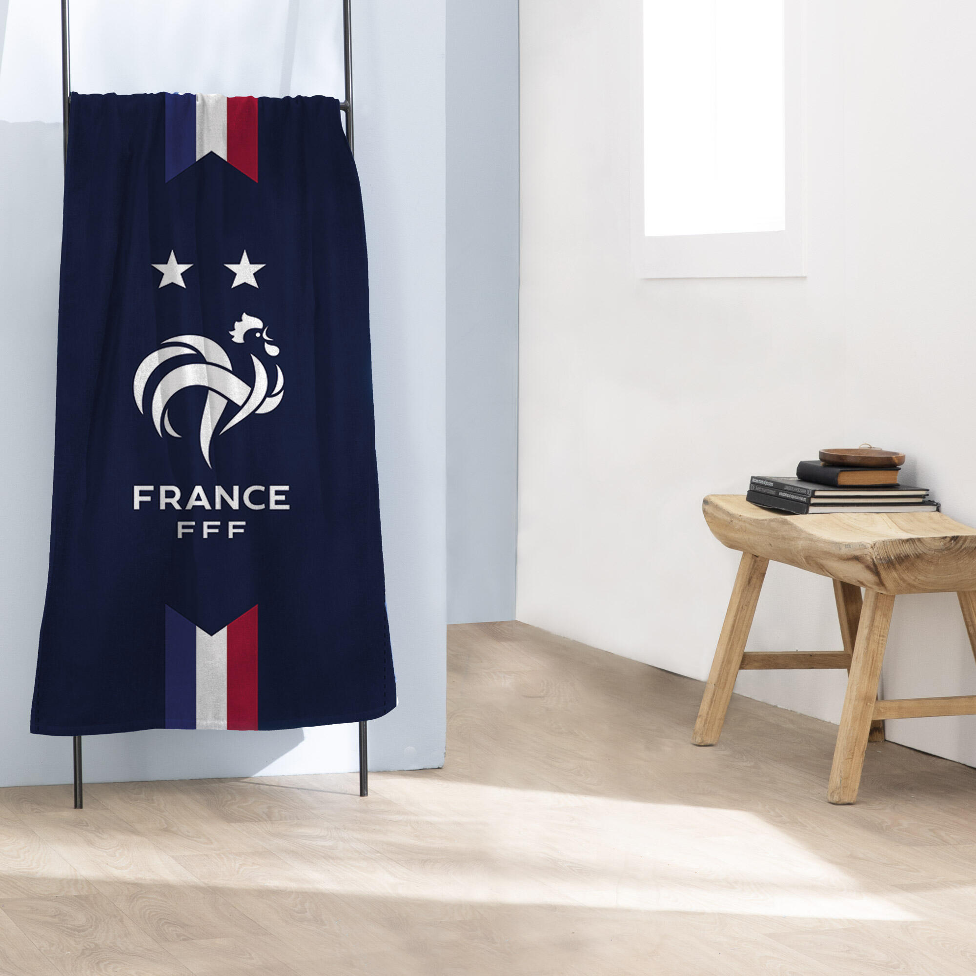 SERVIETTE DE BAIN FOOTBALL FFF 75x150 cm 100% coton 3/4