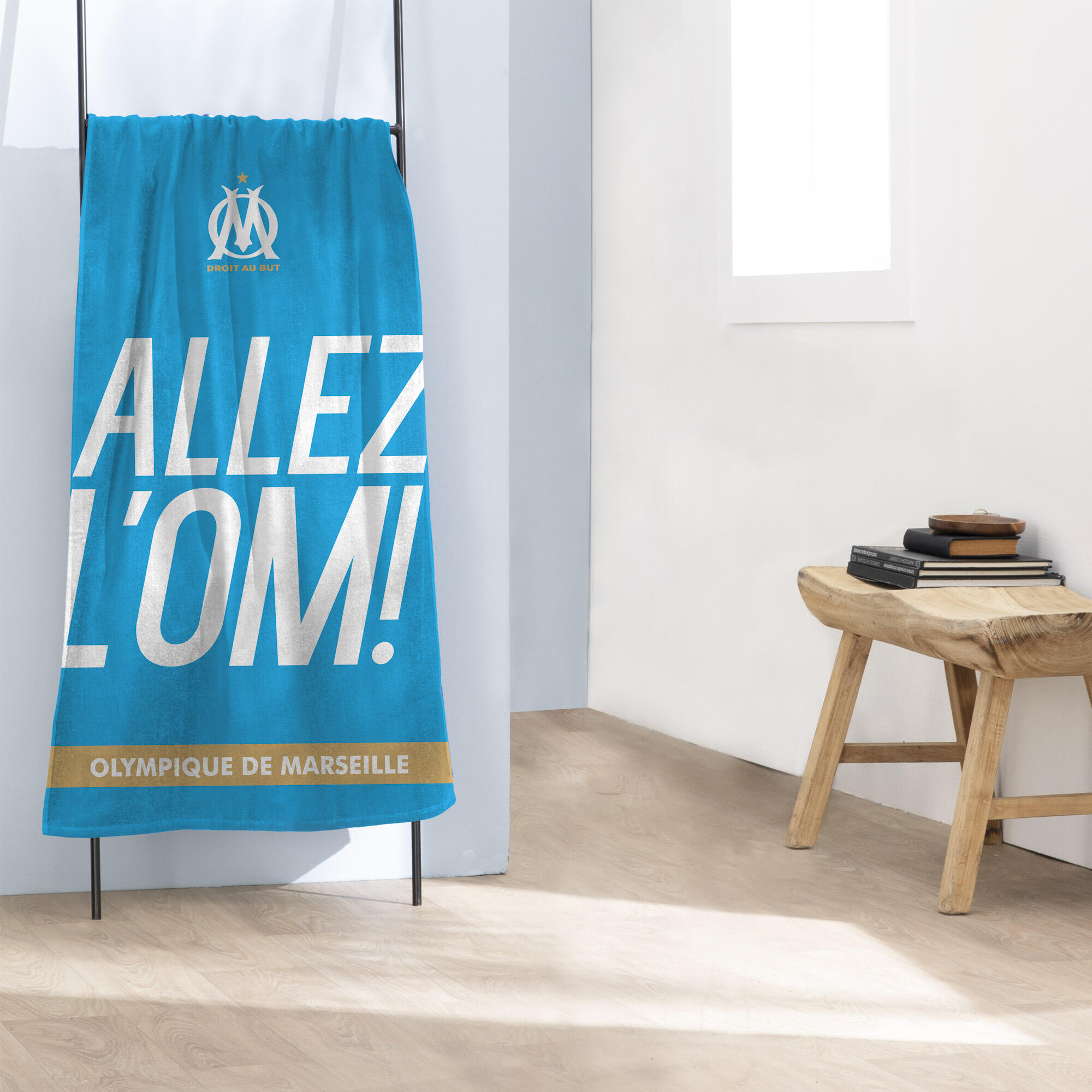 SERVIETTE DE BAIN FOOTBALL OLYMPIQUE DE MARSEILLE 70x120 CM 100% COTON 4/4