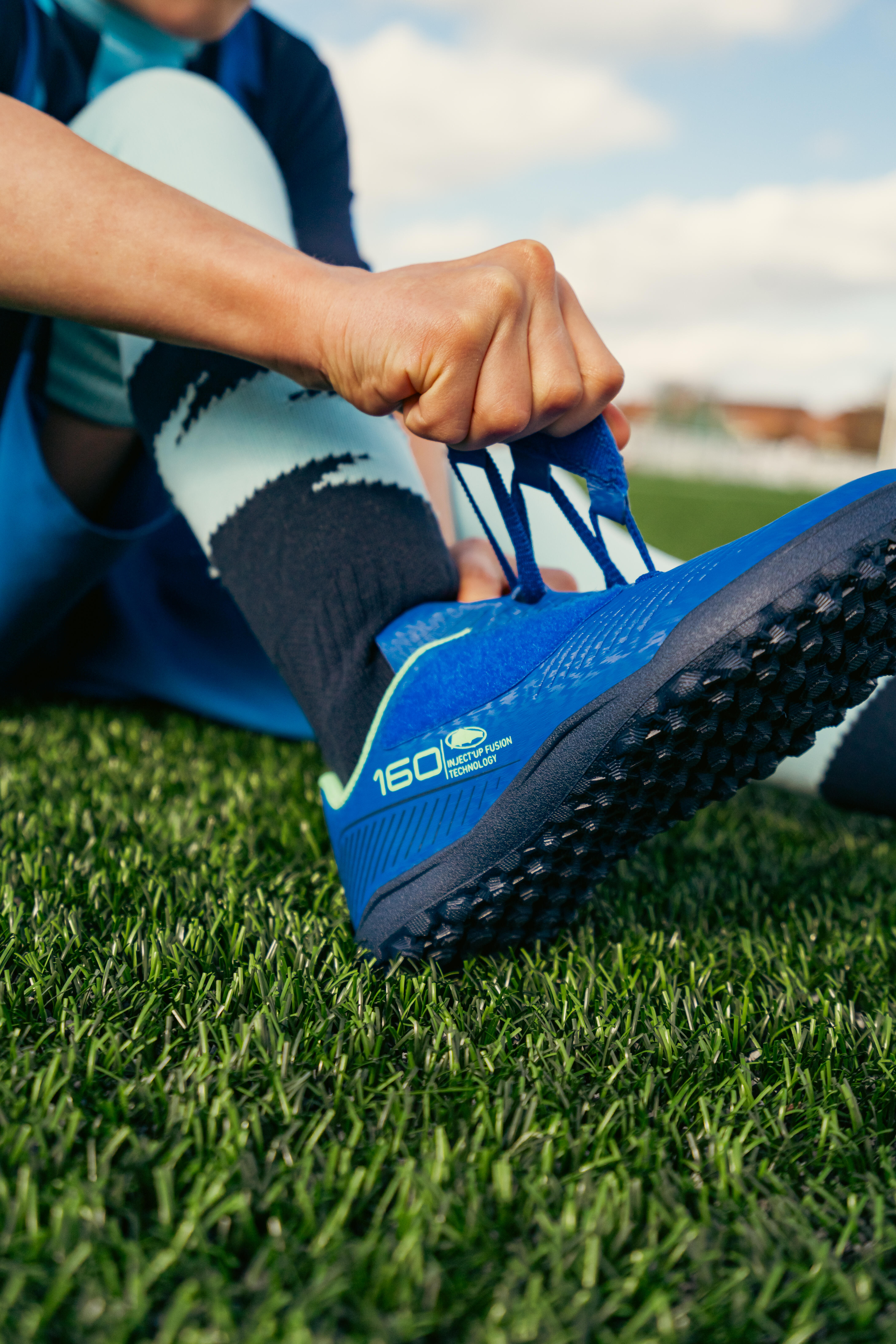 Kids' Hook and Loop Soccer Cleats - 160 Easy Turf - KIPSTA
